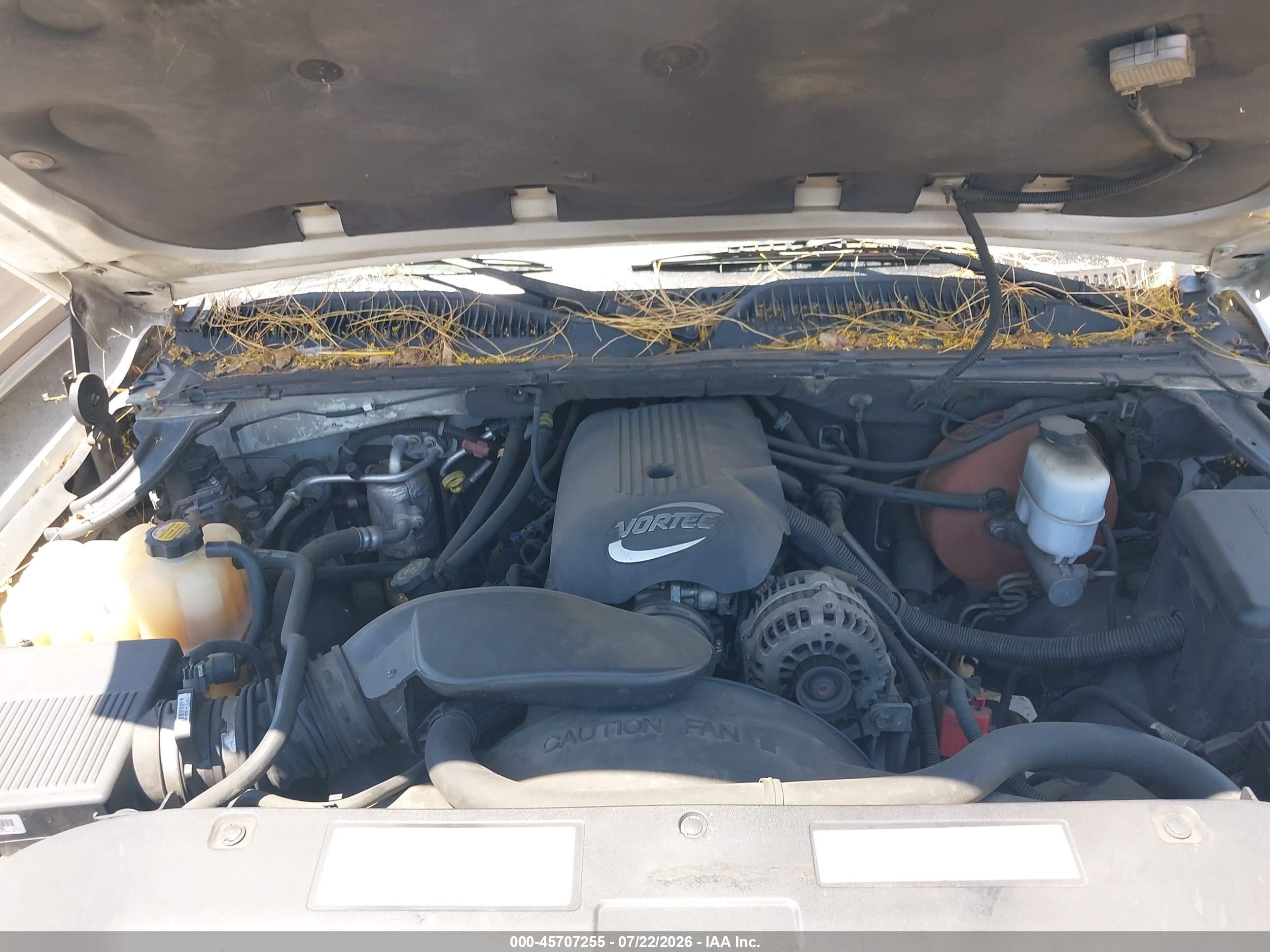 2001 Chevrolet Tahoe Lt Белый vin: 1GNEC13T01R110415