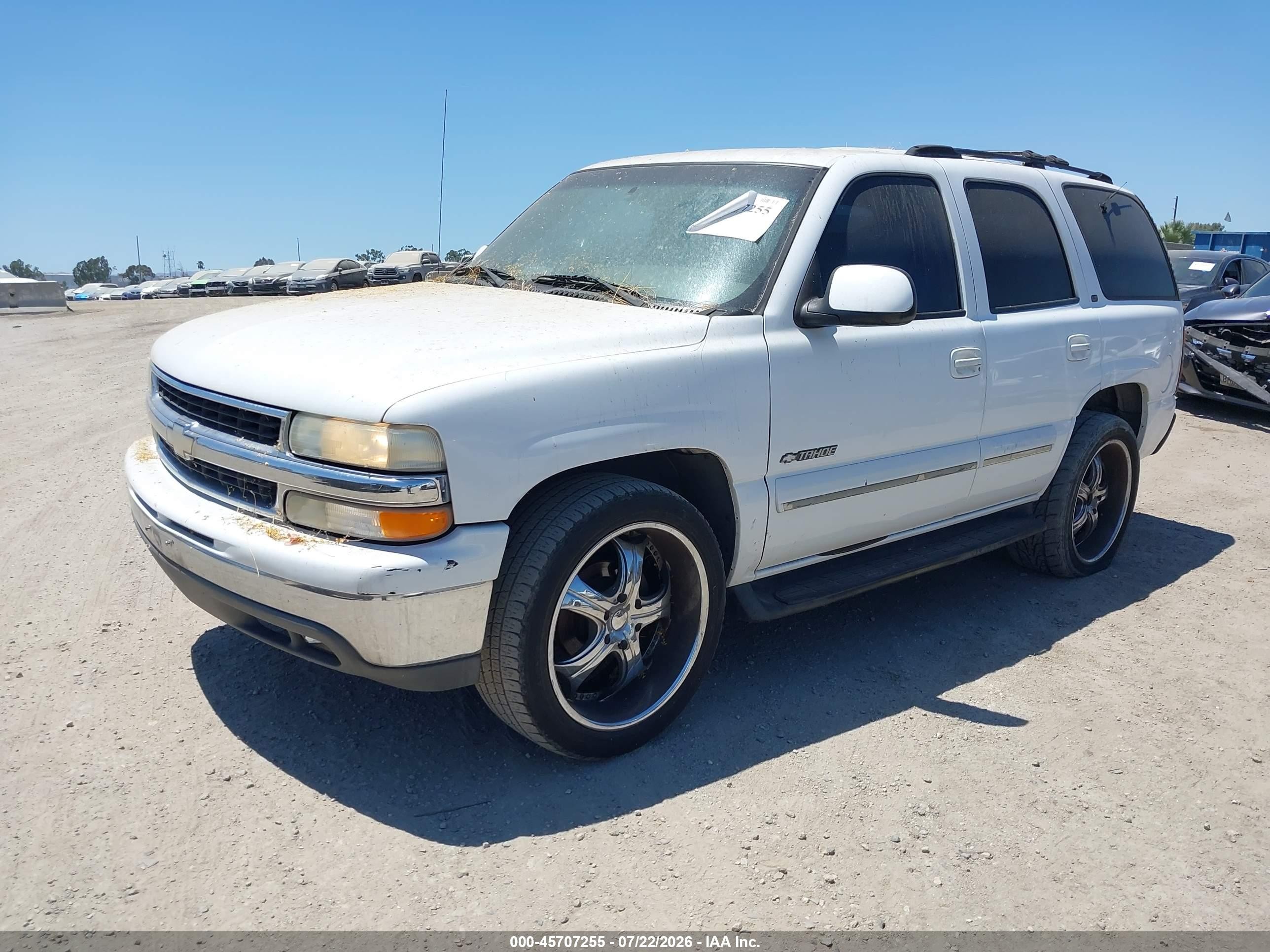2001 Chevrolet Tahoe Lt Белый vin: 1GNEC13T01R110415