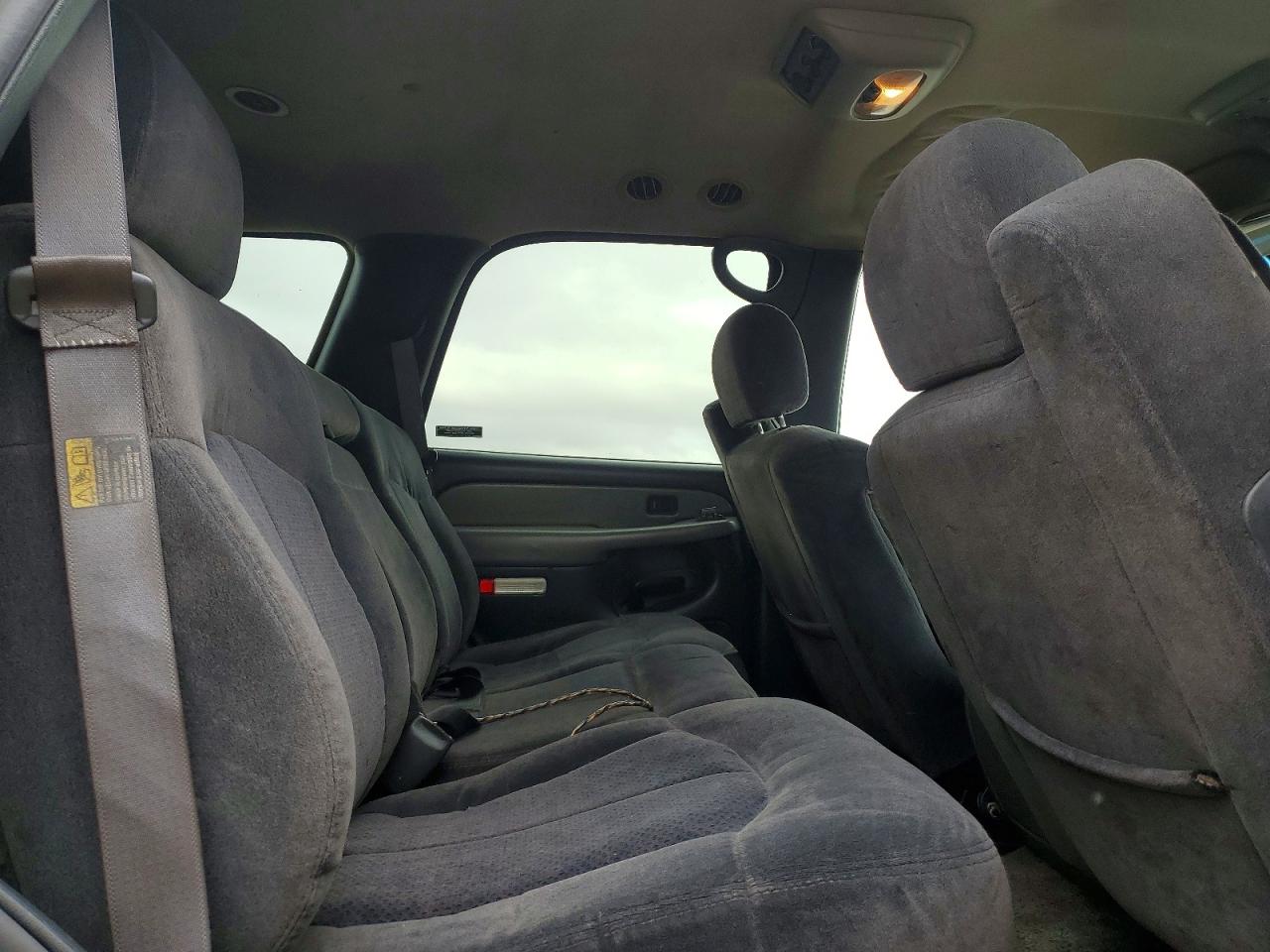 2001 Chevrolet Tahoe C1500 Tan vin: 1GNEC13T01R223684