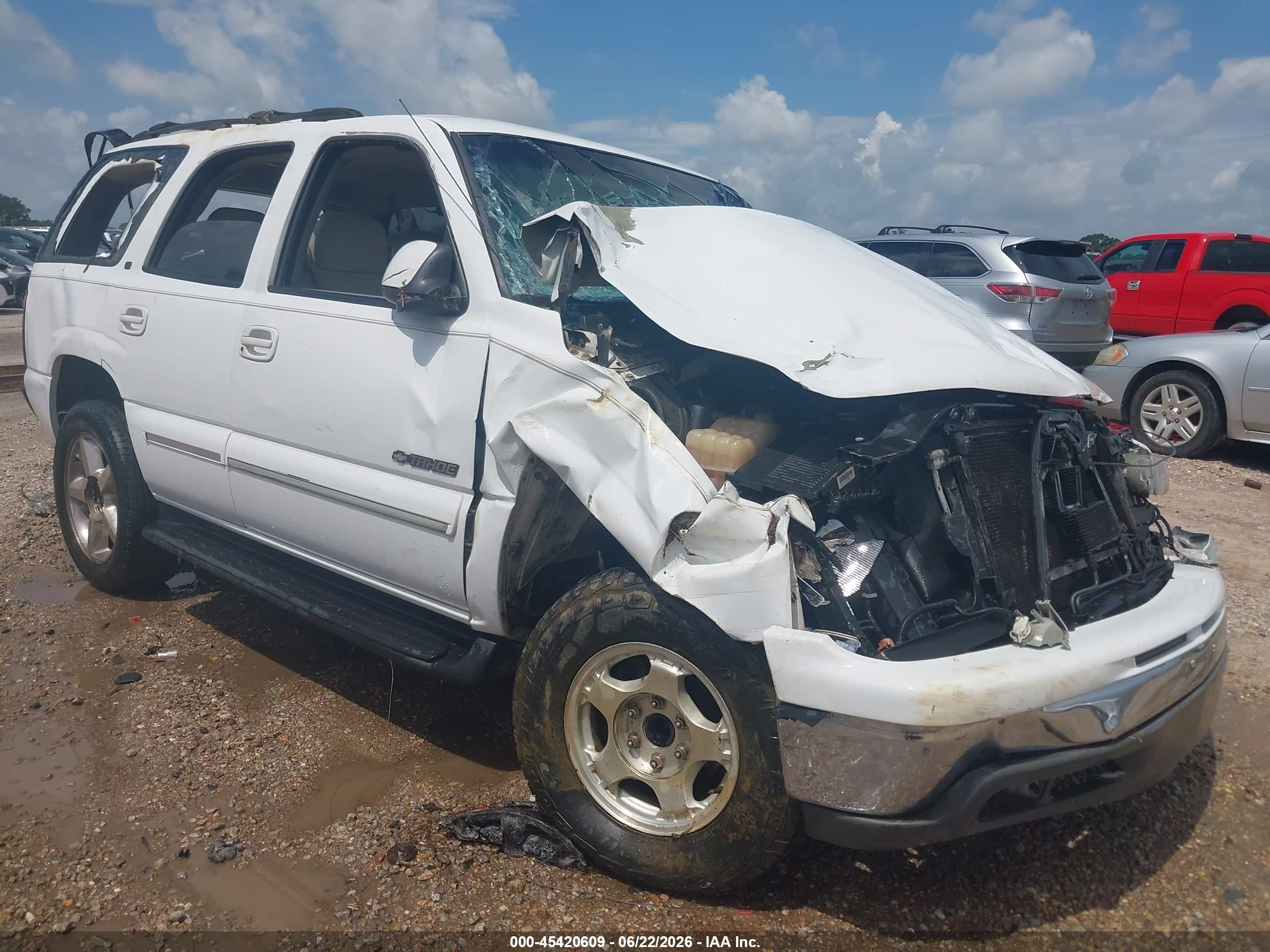 2001 Chevrolet Tahoe Lt White vin: 1GNEC13T01R227685