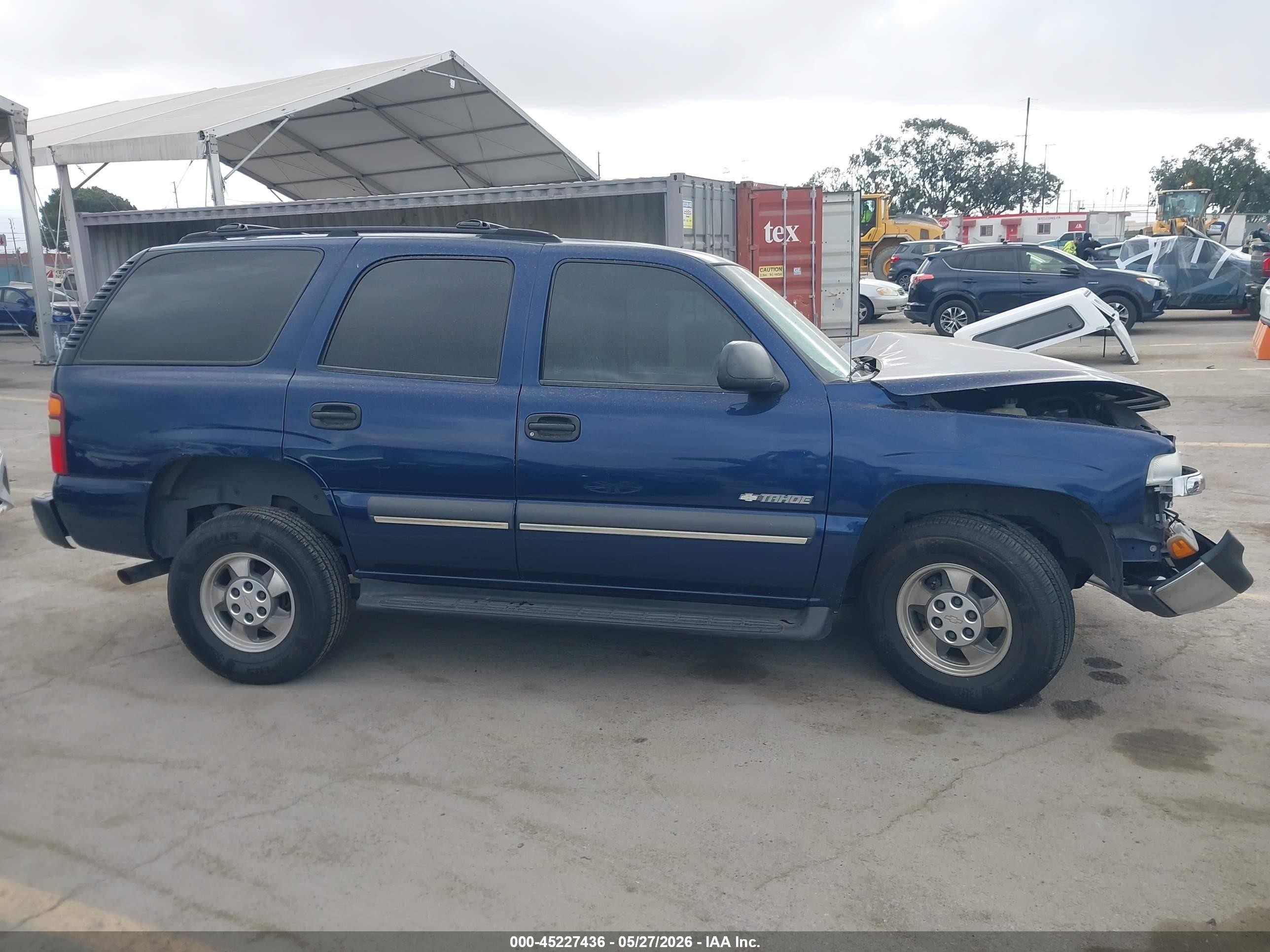 2003 Chevrolet Tahoe Ls Blue vin: 1GNEC13T03R235837