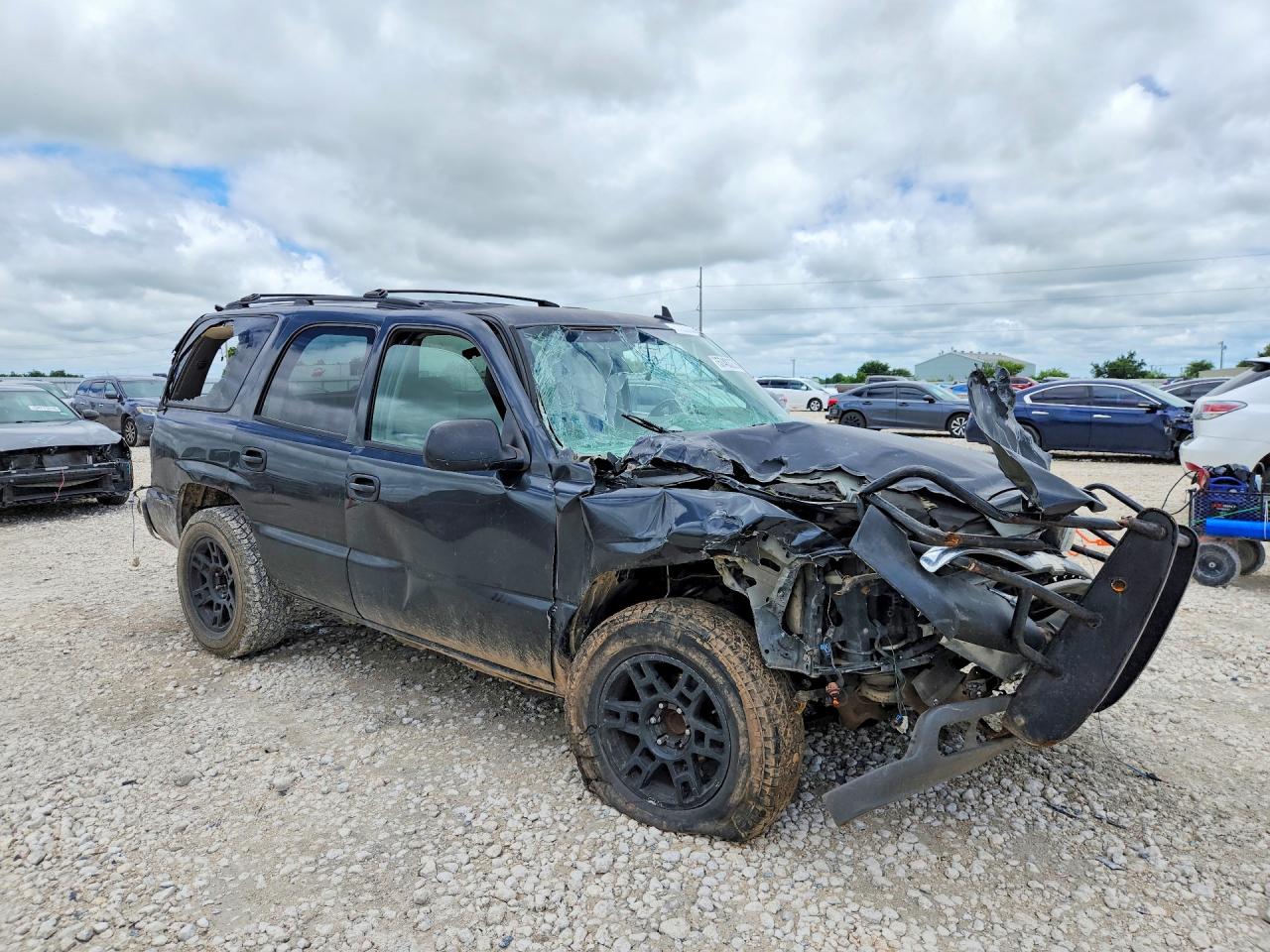2006 Chevrolet Tahoe Black vin: 1GNEC13T06R105822