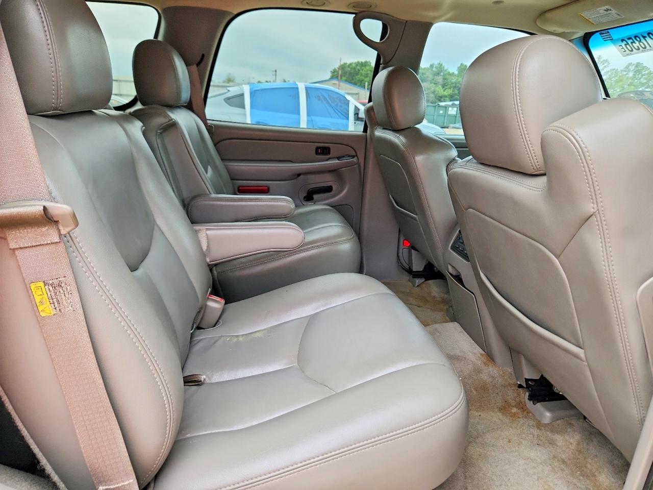 2006 Chevrolet Tahoe C1500 Угольный vin: 1GNEC13T06R122202