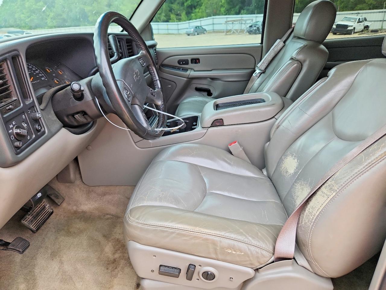 2006 Chevrolet Tahoe C1500 Угольный vin: 1GNEC13T06R122202
