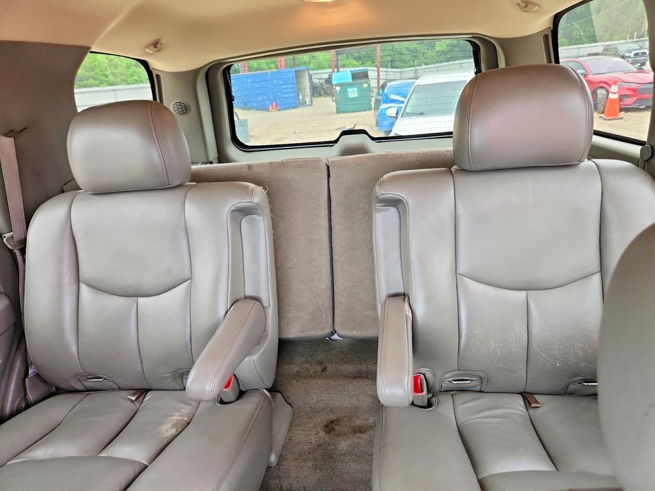 2006 Chevrolet Tahoe C1500 Угольный vin: 1GNEC13T06R122202