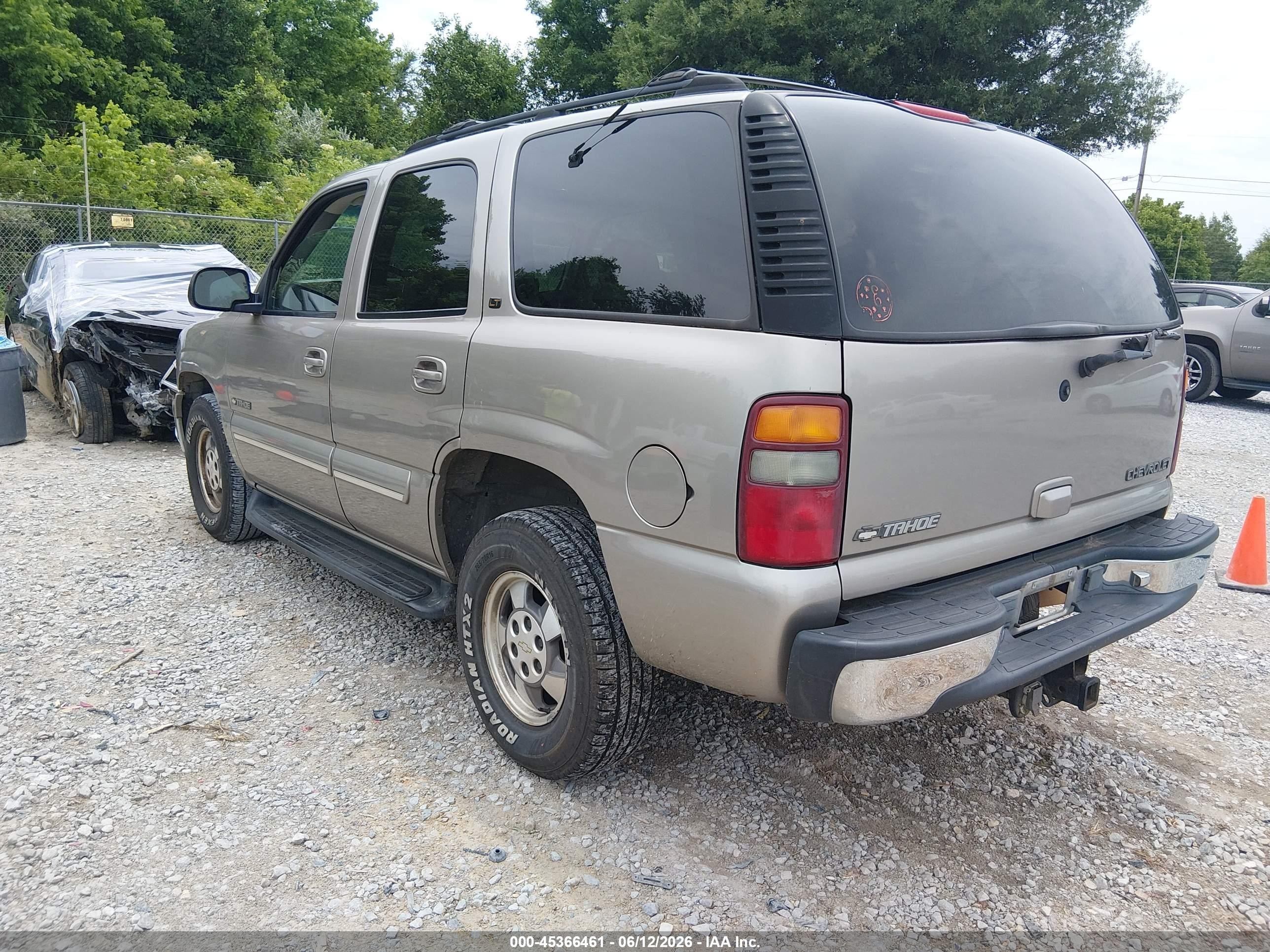2001 Chevrolet Tahoe Lt Gold vin: 1GNEC13T11R221622