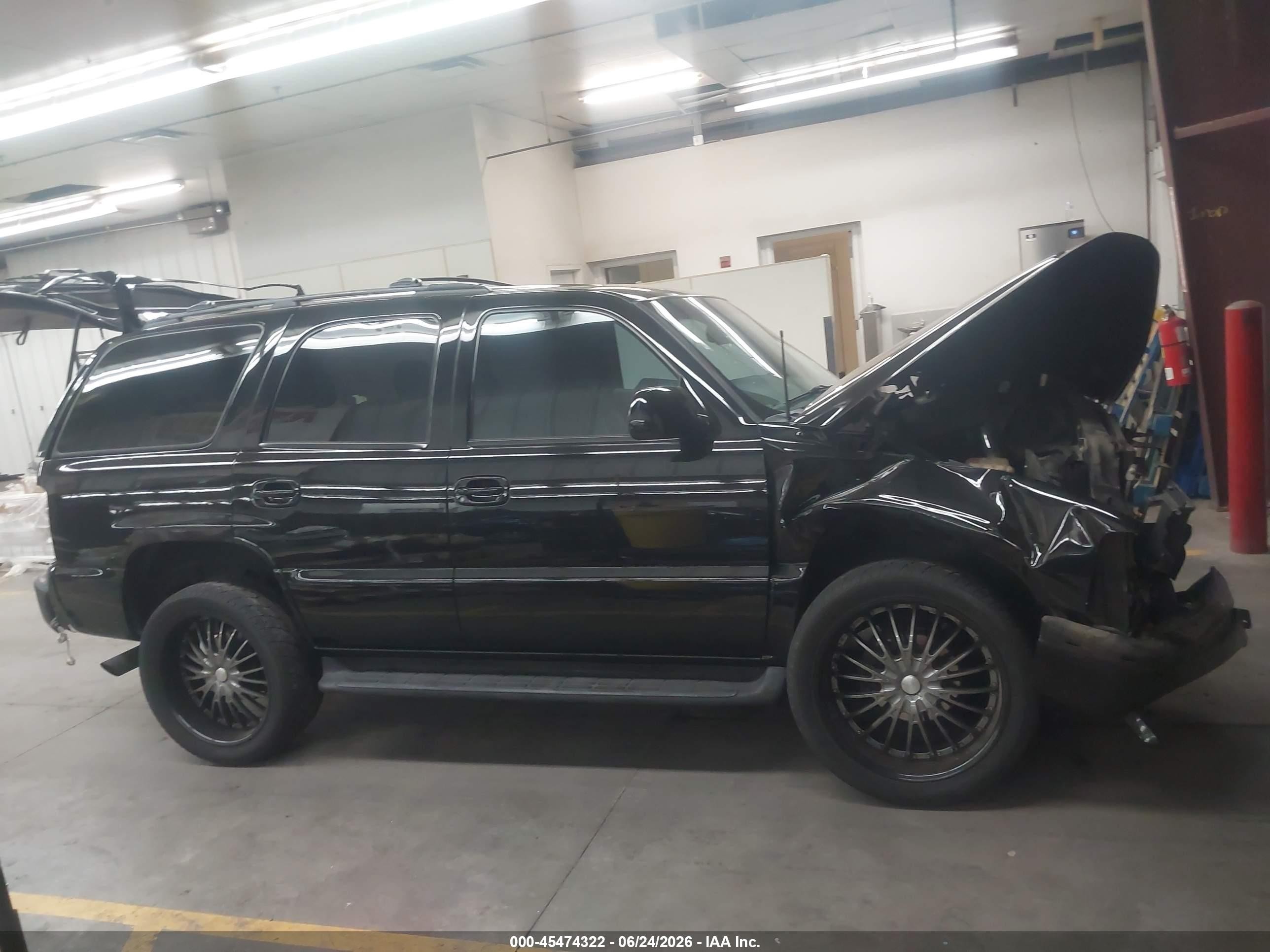 2003 Chevrolet Tahoe Ls Black vin: 1GNEC13T13J331703