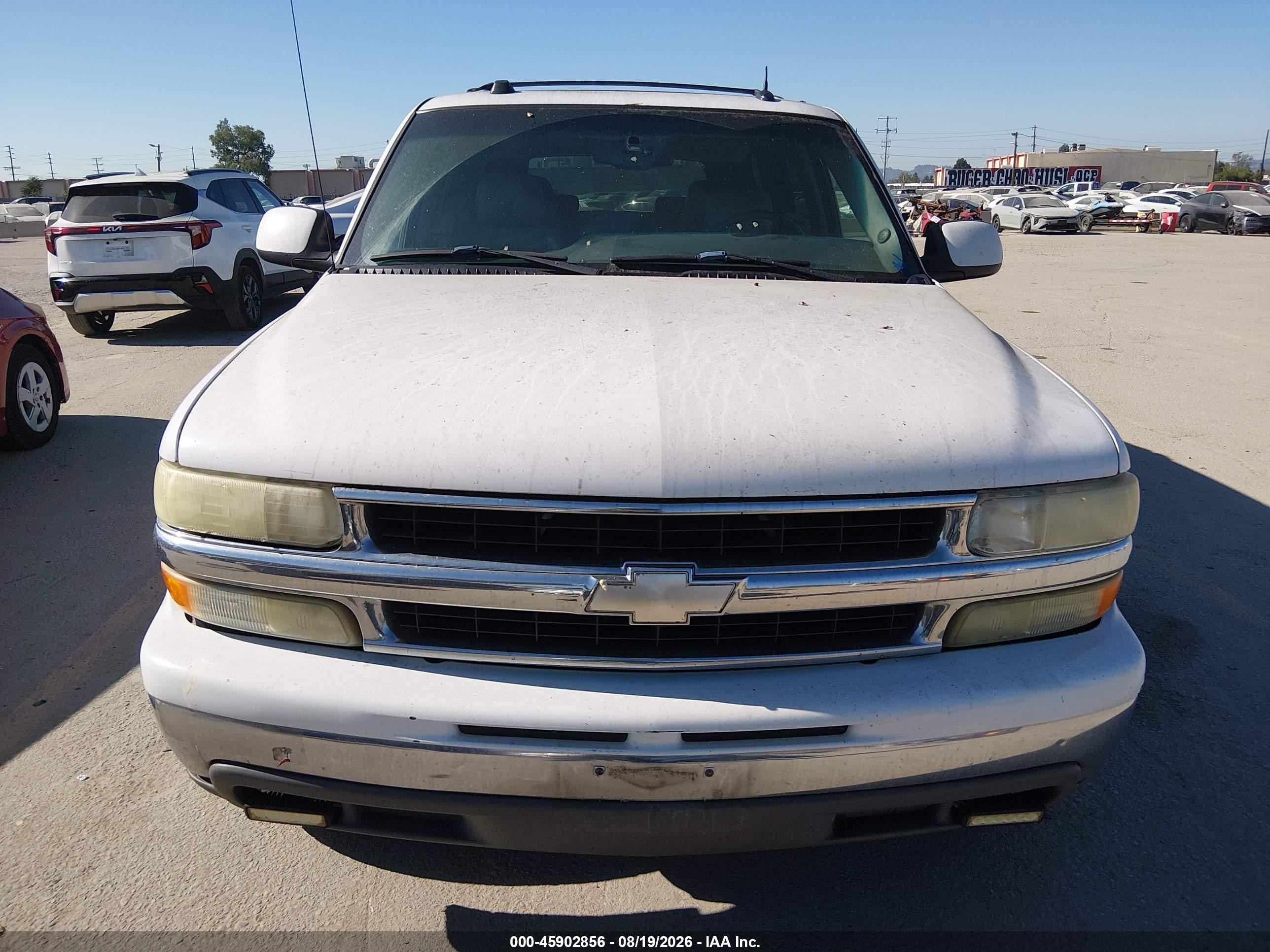 2005 Chevrolet Tahoe Lt White vin: 1GNEC13T15R130548