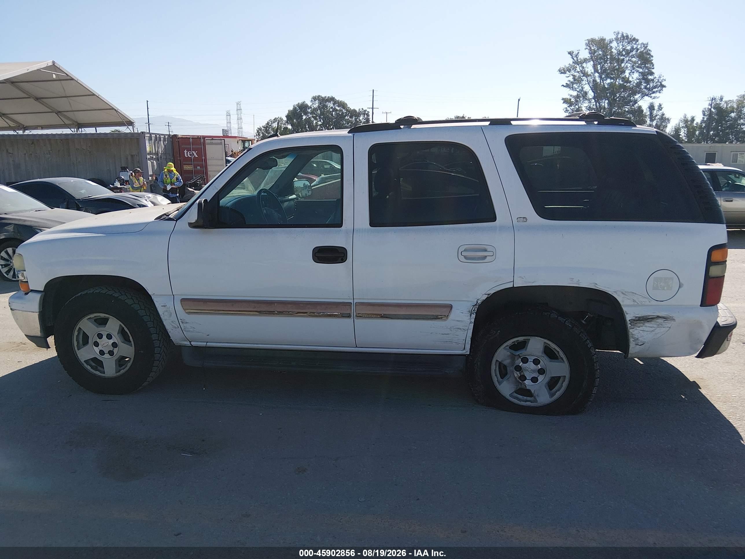 2005 Chevrolet Tahoe Lt White vin: 1GNEC13T15R130548