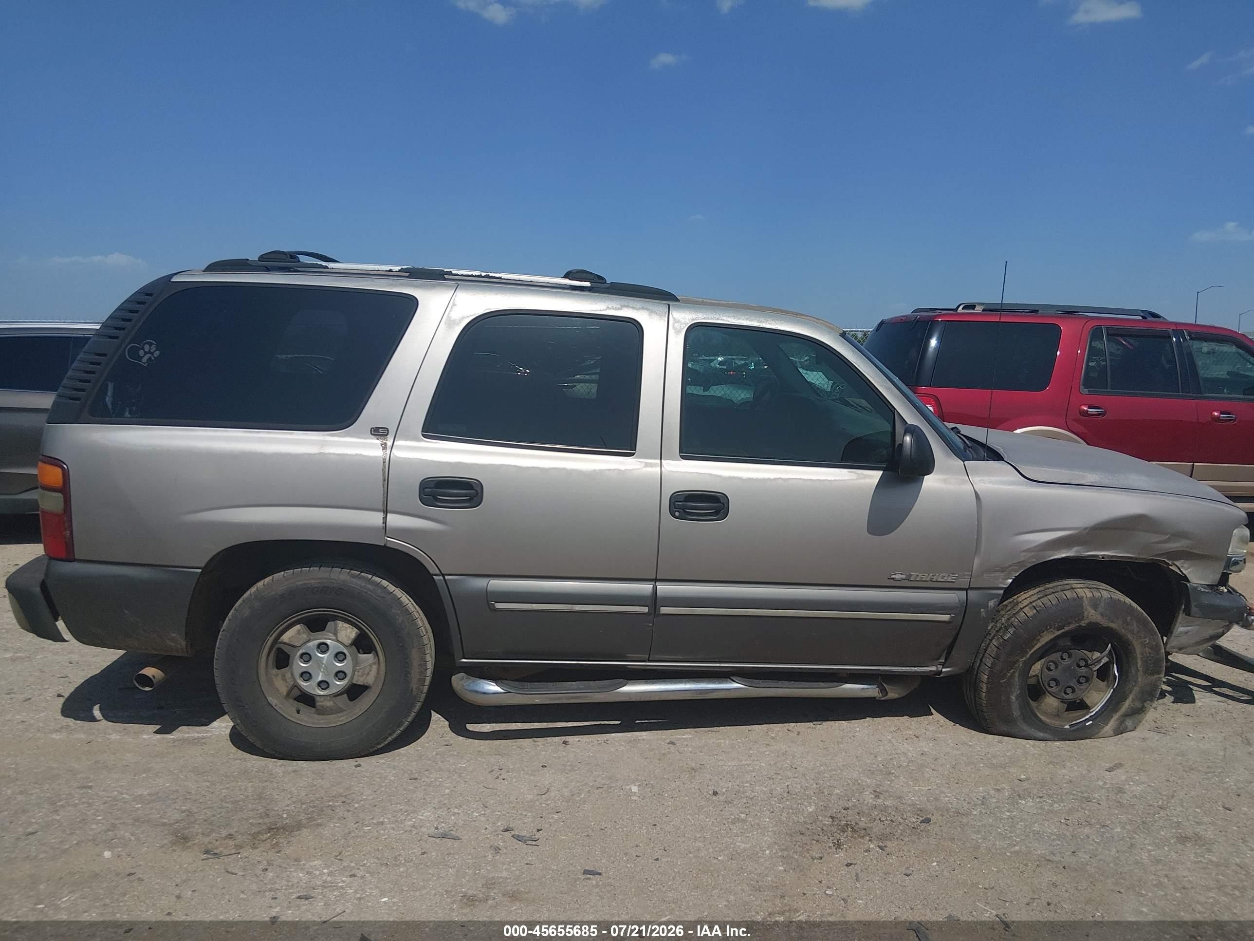 2000 Chevrolet Tahoe All New Ls Tan vin: 1GNEC13T1YJ121836