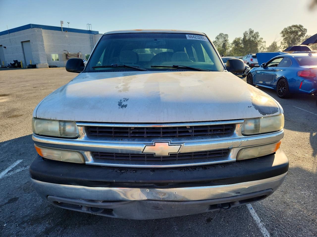 2001 Chevrolet Tahoe C1500 White vin: 1GNEC13T21J140966