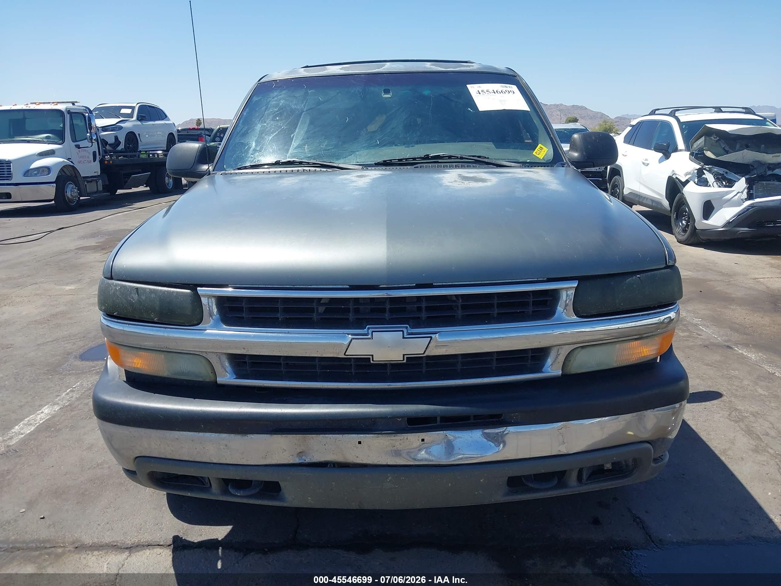 2002 Chevrolet Tahoe Ls Gray vin: 1GNEC13T22R164266