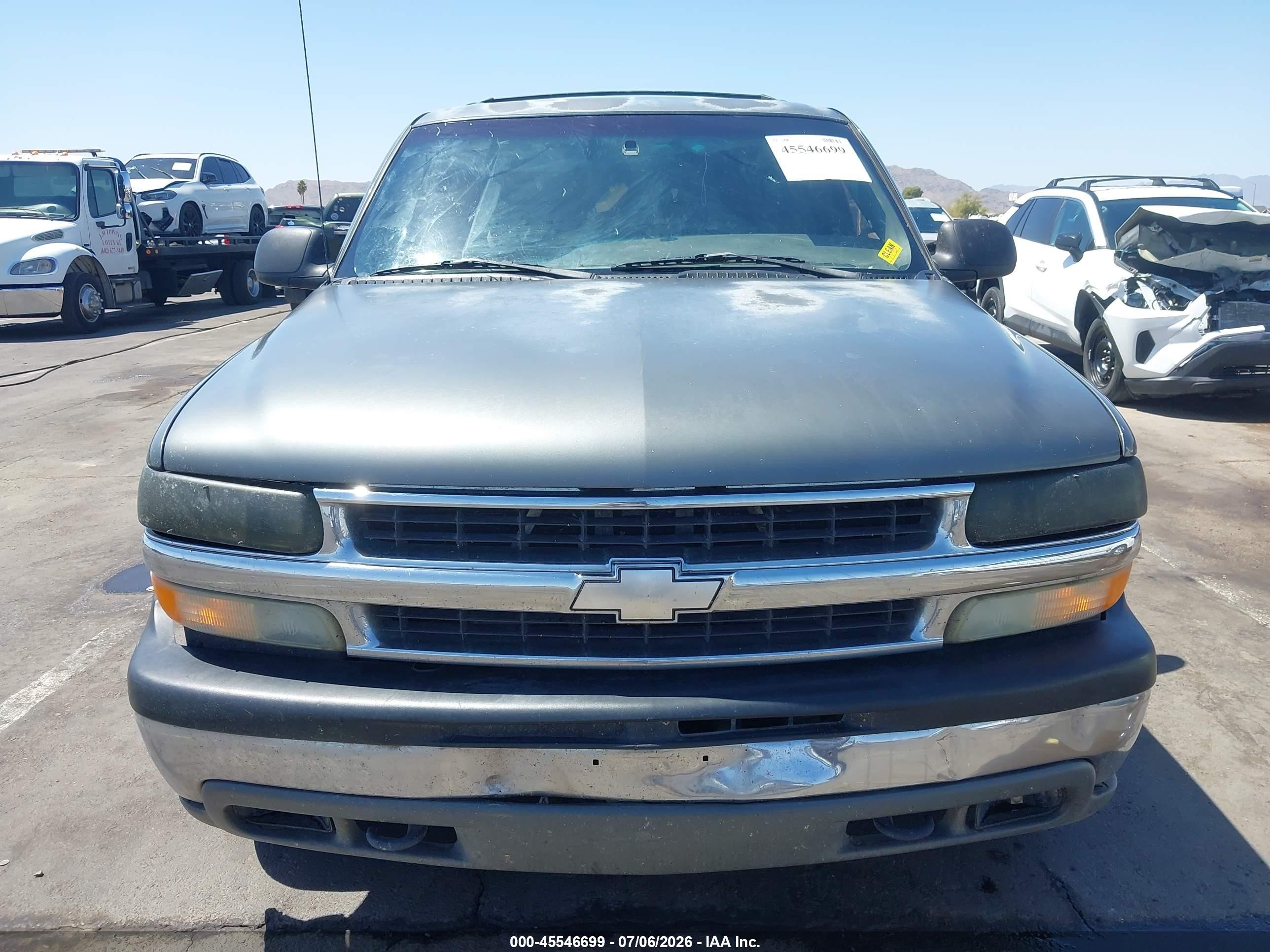 2002 Chevrolet Tahoe Ls Gray vin: 1GNEC13T22R164266