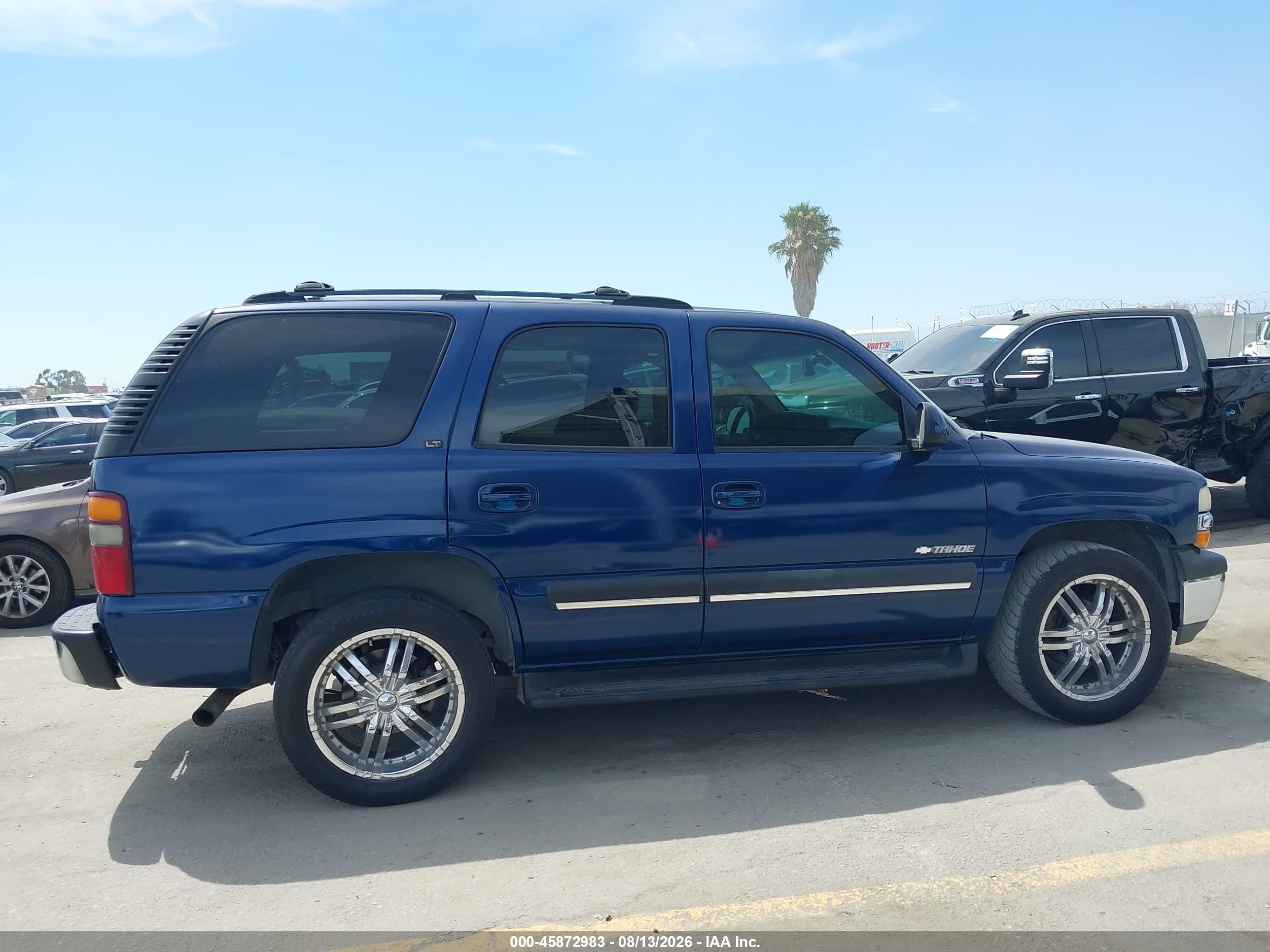 2003 Chevrolet Tahoe Lt Blue vin: 1GNEC13T23J319110