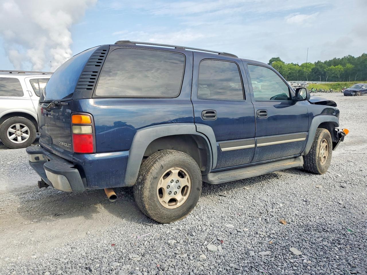 2005 Chevrolet Tahoe C1500 Blue vin: 1GNEC13T25R193268
