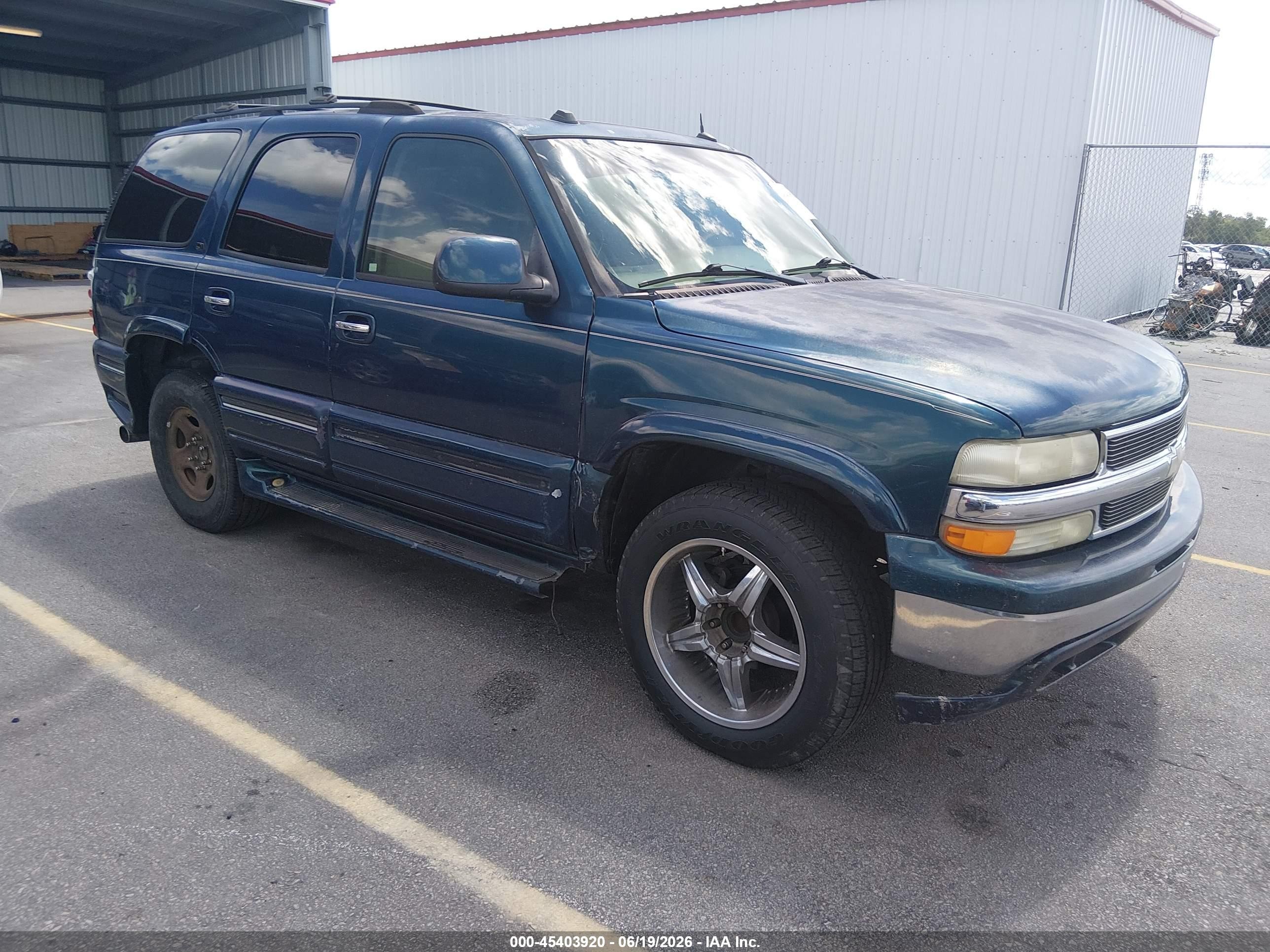 2005 Chevrolet Tahoe Lt Dark Blue vin: 1GNEC13T25R223885