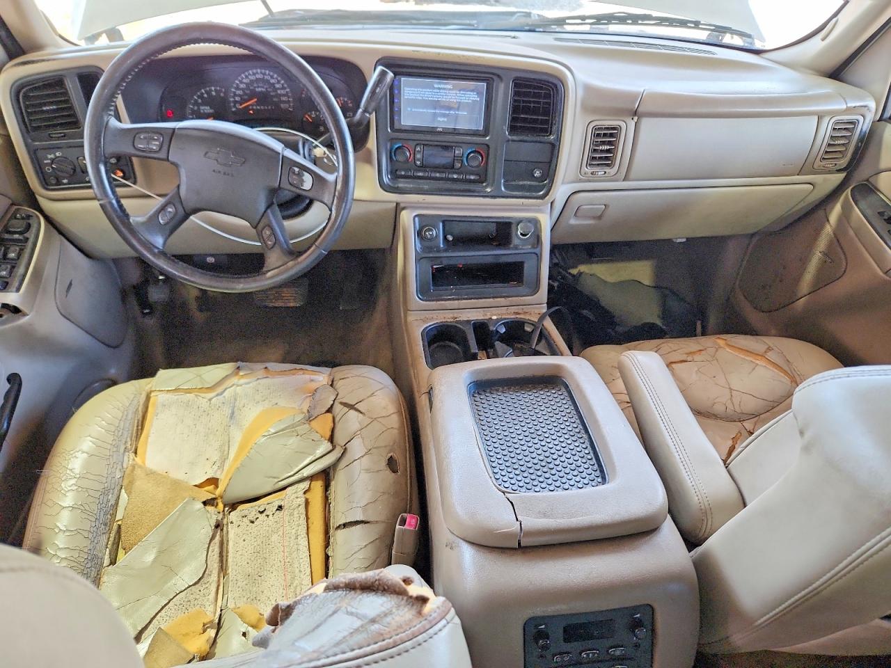 2006 Chevrolet Tahoe C1500 Белый vin: 1GNEC13T26R111265