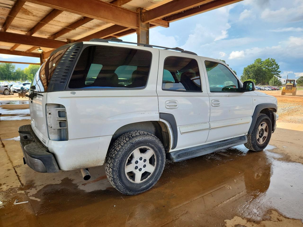 2006 Chevrolet Tahoe C1500 Белый vin: 1GNEC13T26R111265
