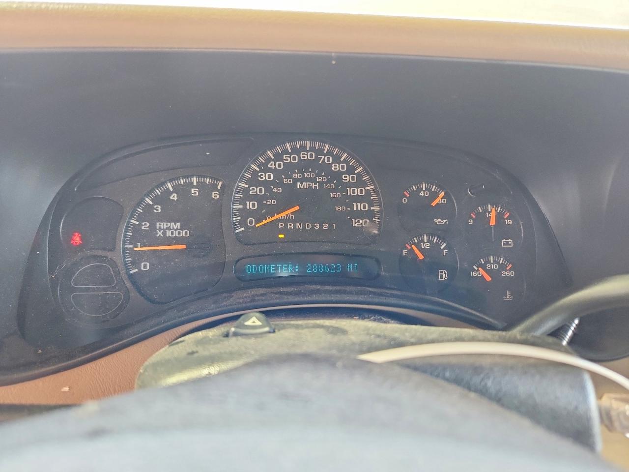 2006 Chevrolet Tahoe C1500 Белый vin: 1GNEC13T26R111265