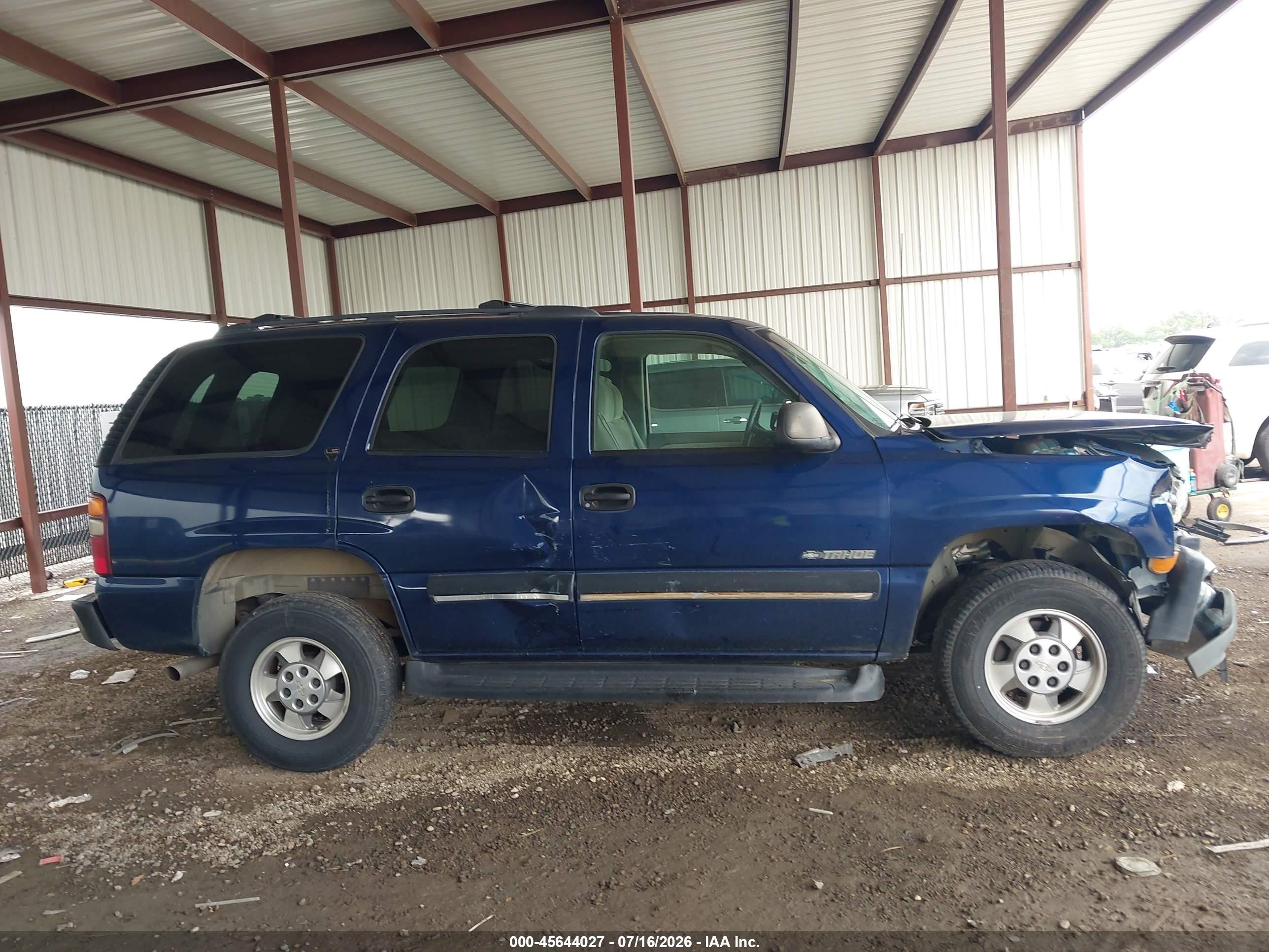 2001 Chevrolet Tahoe Ls Blue vin: 1GNEC13T31R216227