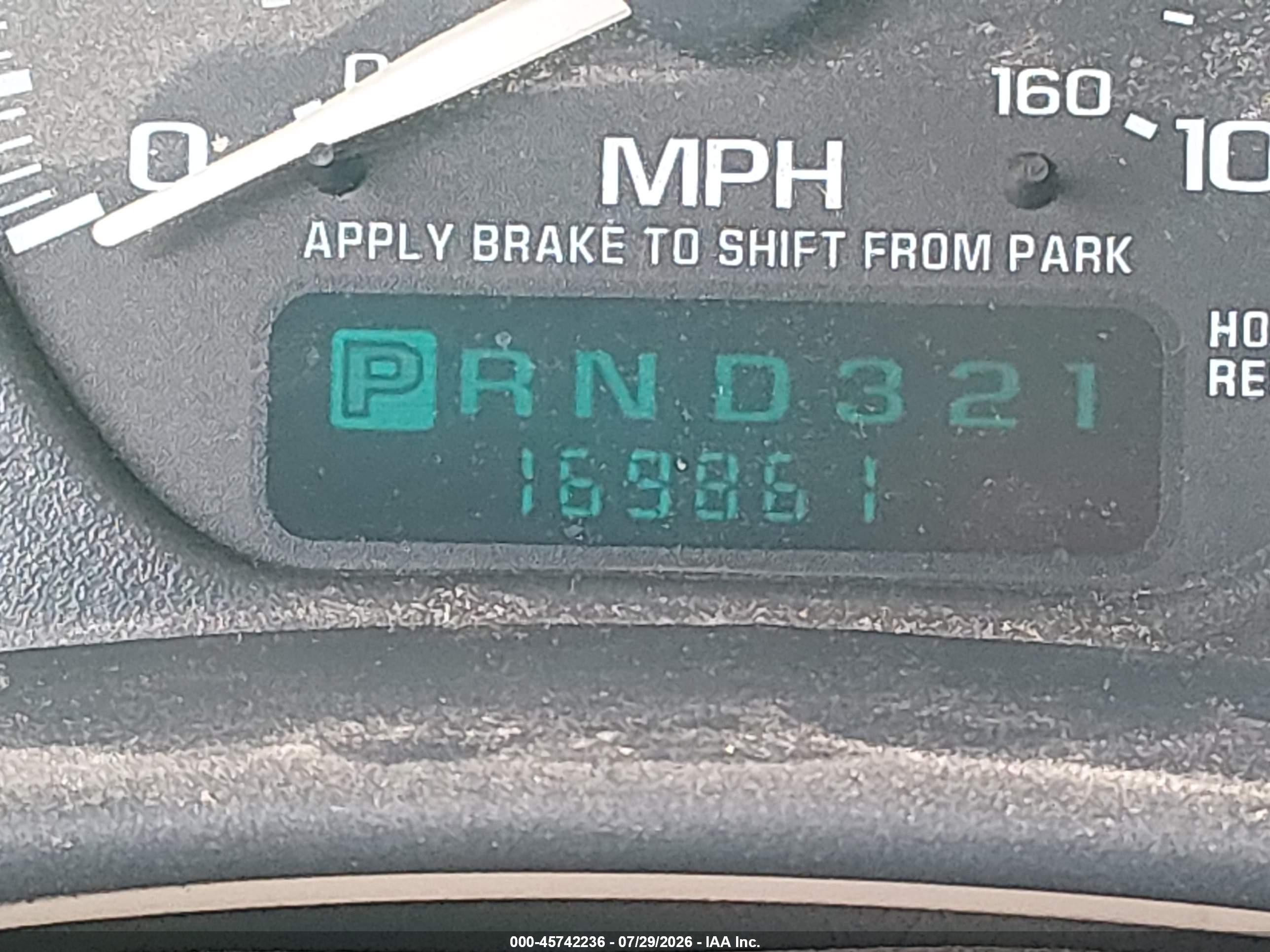 2001 Chevrolet Tahoe Ls Maroon vin: 1GNEC13T31R221301