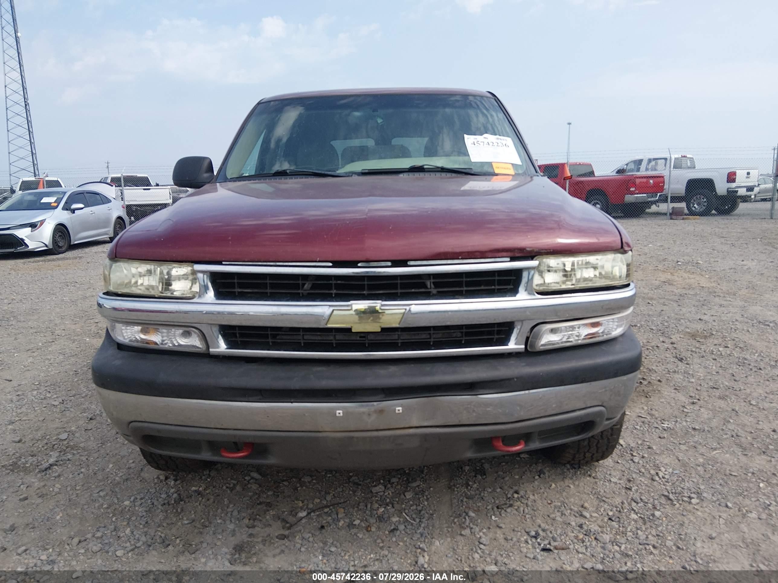 2001 Chevrolet Tahoe Ls Maroon vin: 1GNEC13T31R221301