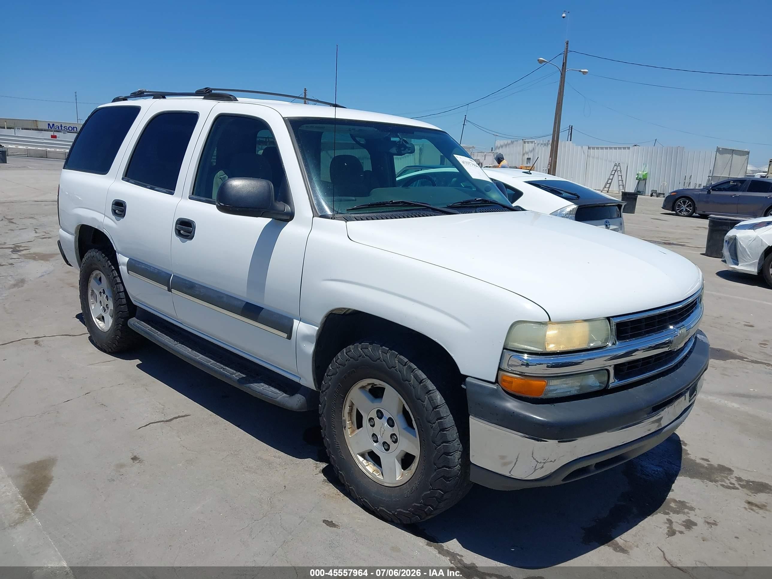 2004 Chevrolet Tahoe Ls White vin: 1GNEC13T34J148689