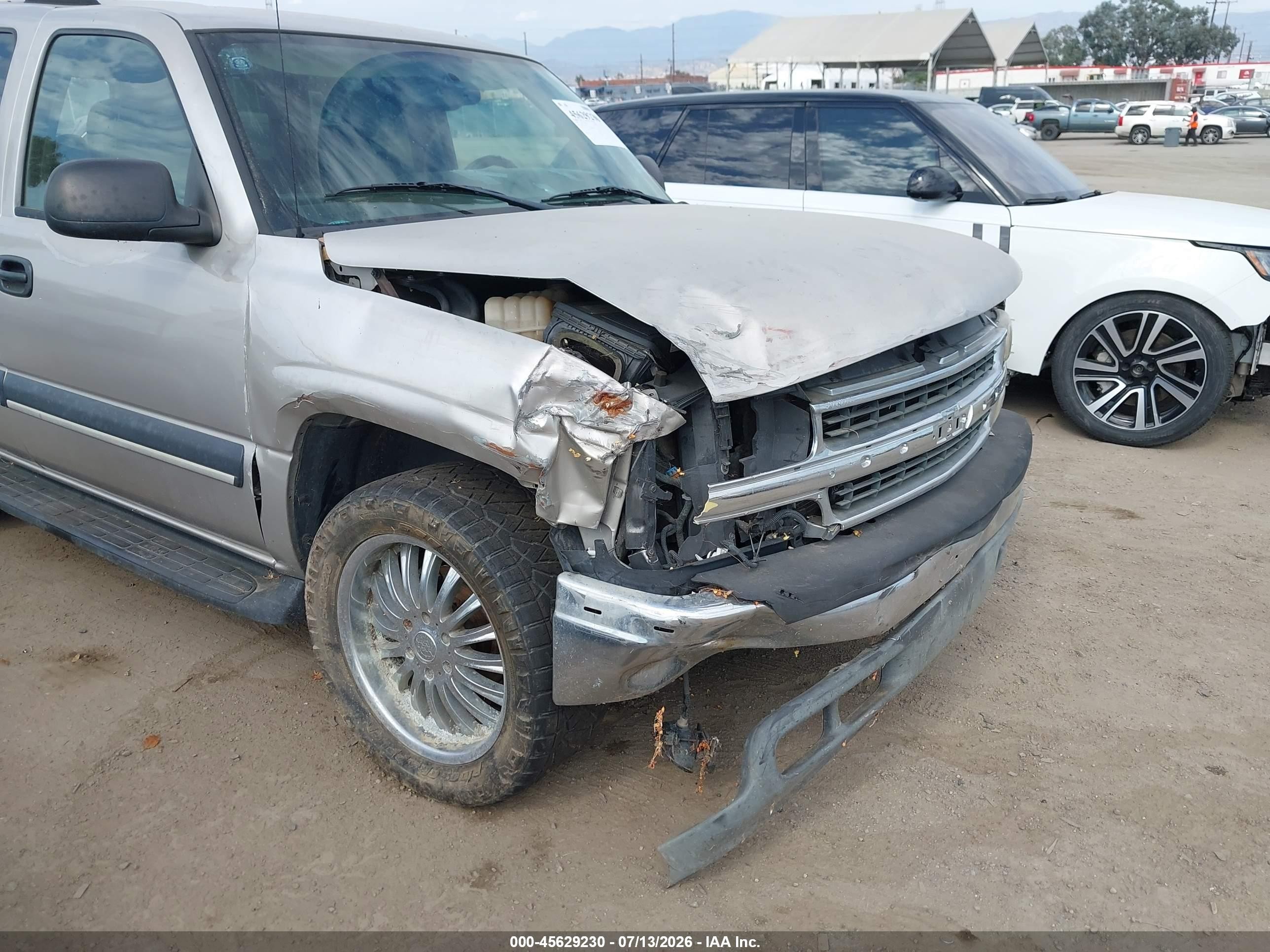 2004 Chevrolet Tahoe Ls Beige vin: 1GNEC13T34R197778