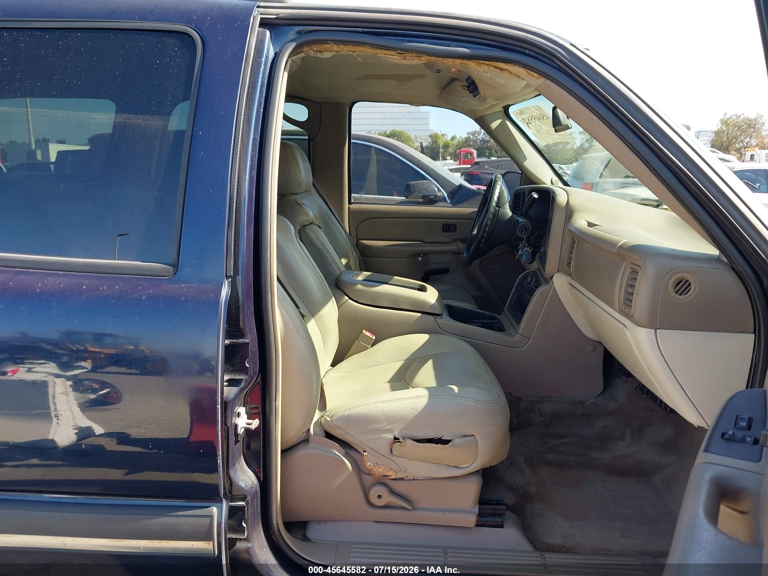2004 Chevrolet Tahoe Ls Blue vin: 1GNEC13T34R290199
