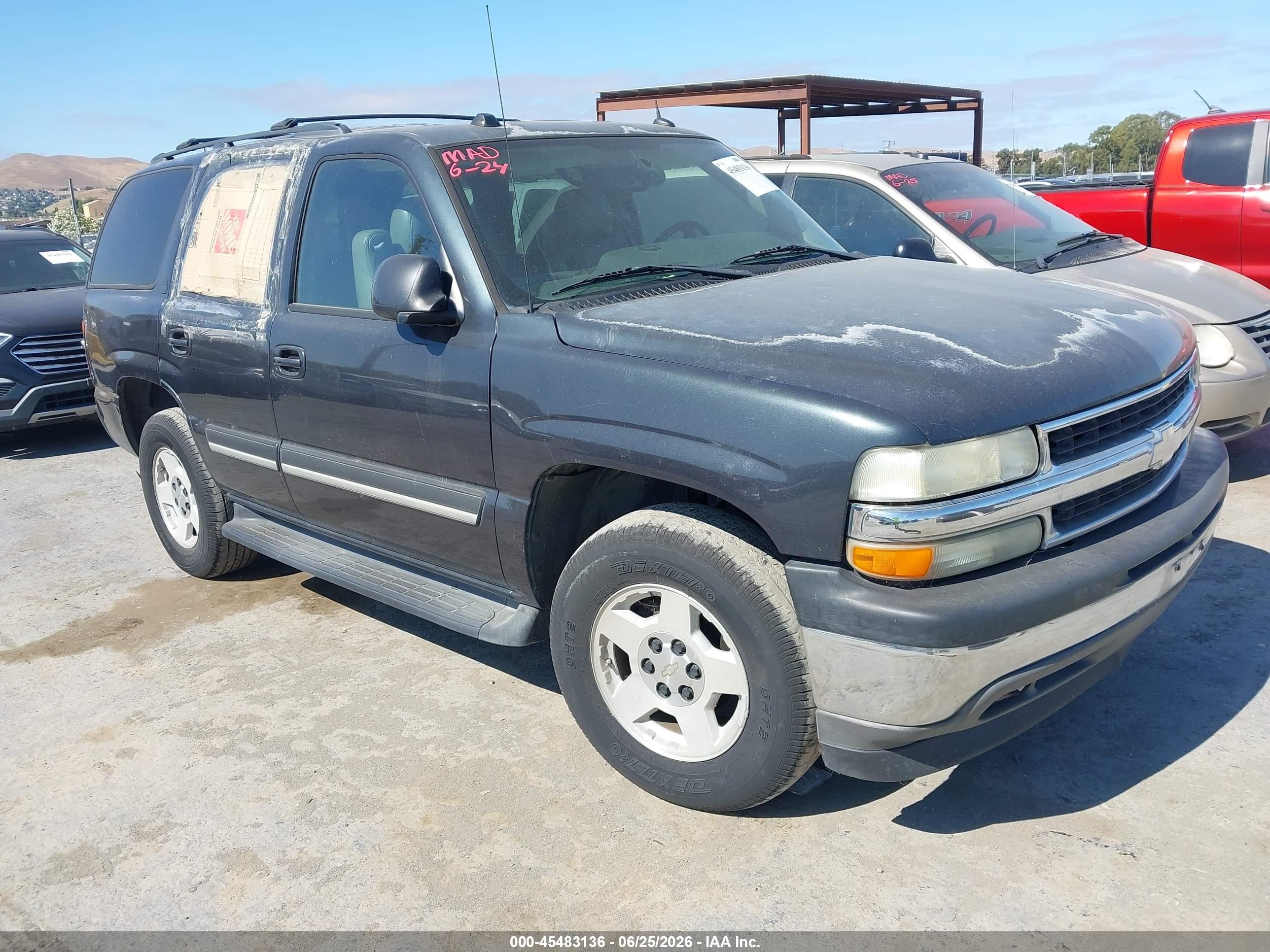 2005 Chevrolet Tahoe Lt Black vin: 1GNEC13T35J267263
