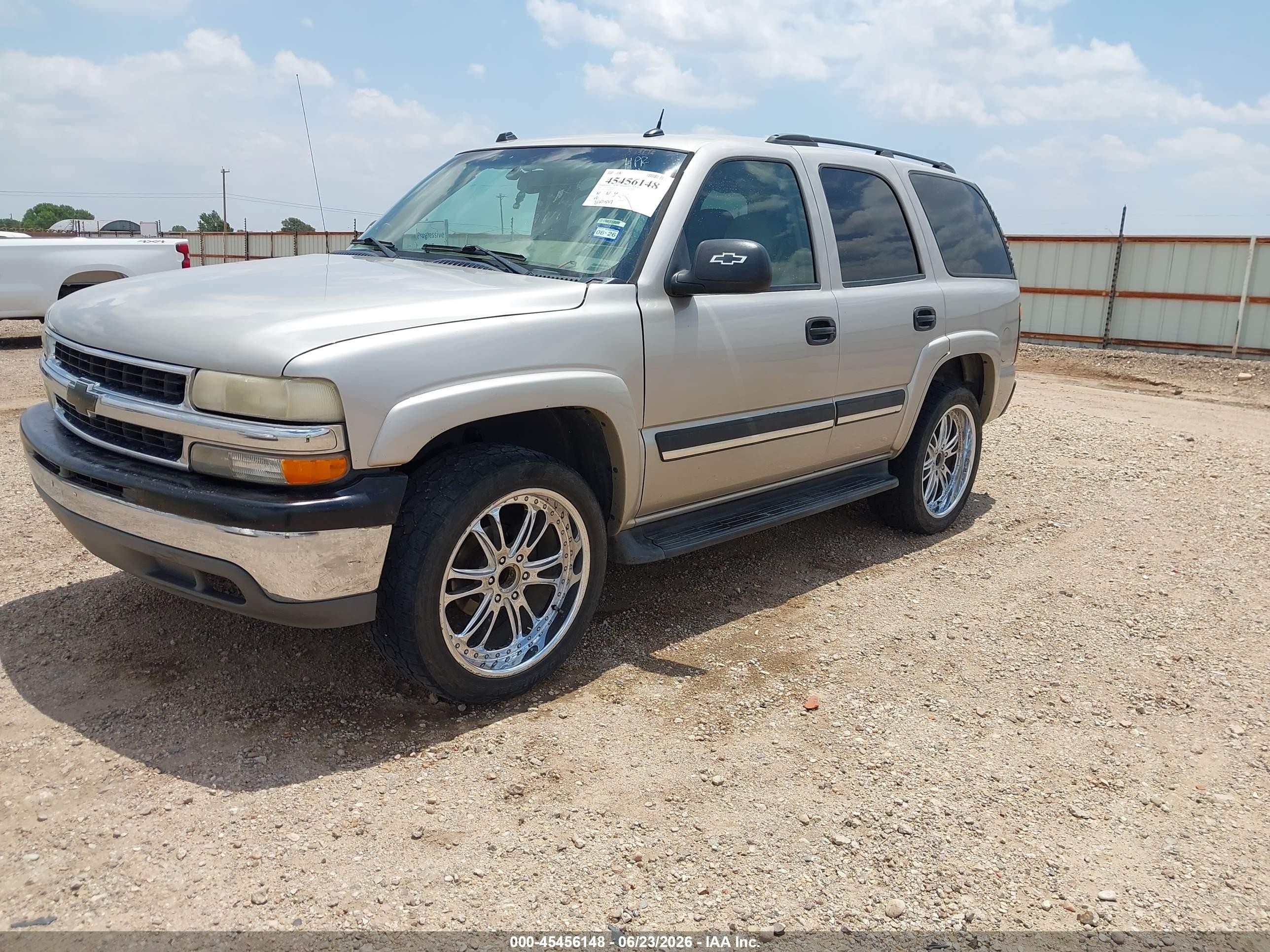 2005 Chevrolet Tahoe Ls Beige vin: 1GNEC13T35R162014