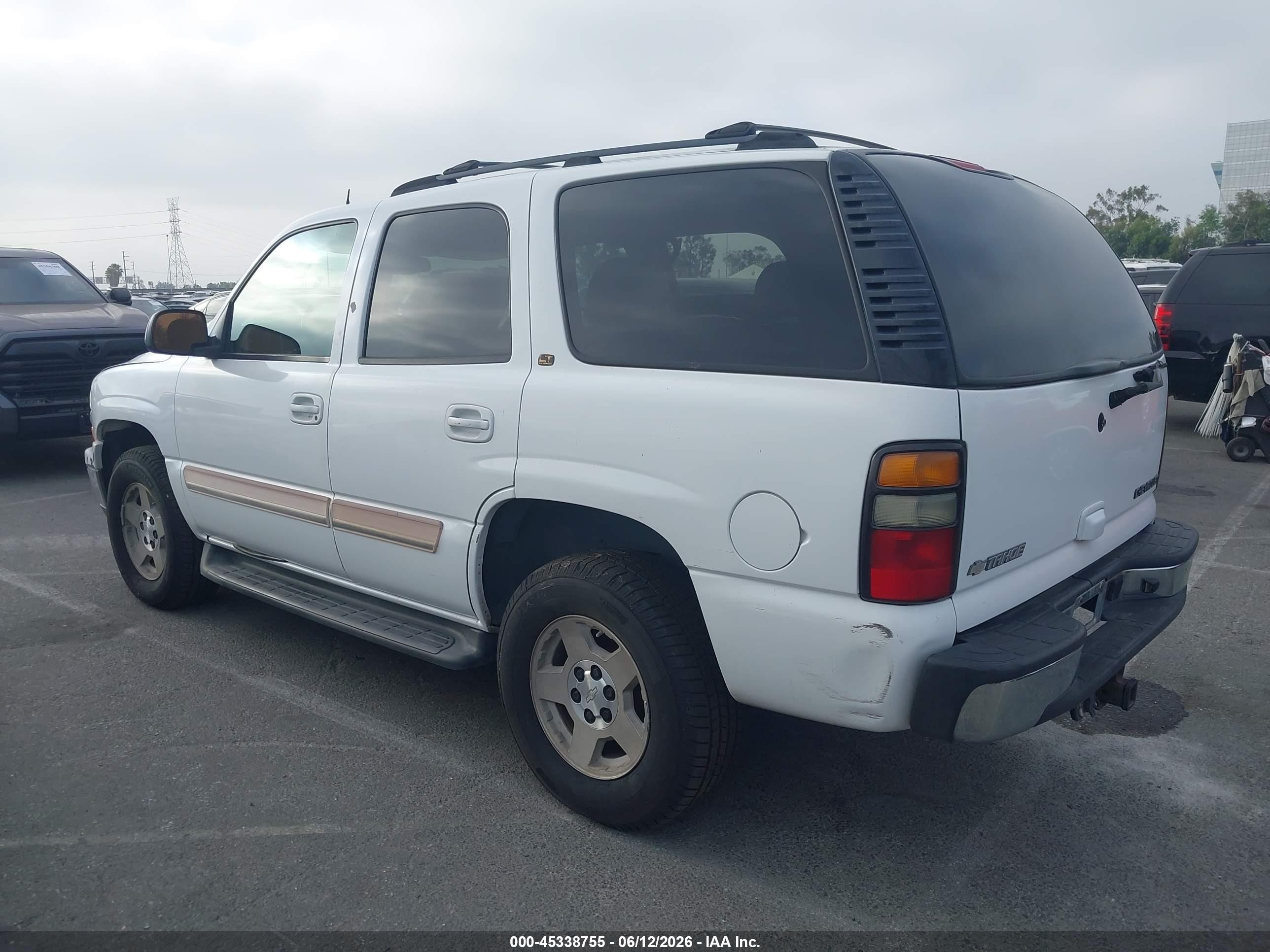 2005 Chevrolet Tahoe Lt White vin: 1GNEC13T35R180755