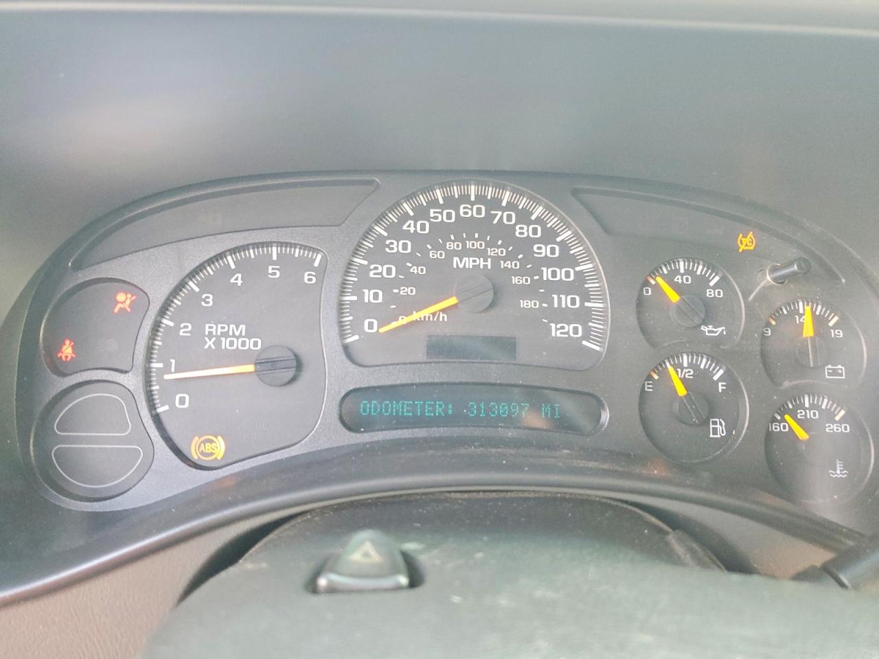 2005 Chevrolet Tahoe C1500 Black vin: 1GNEC13T35R223412