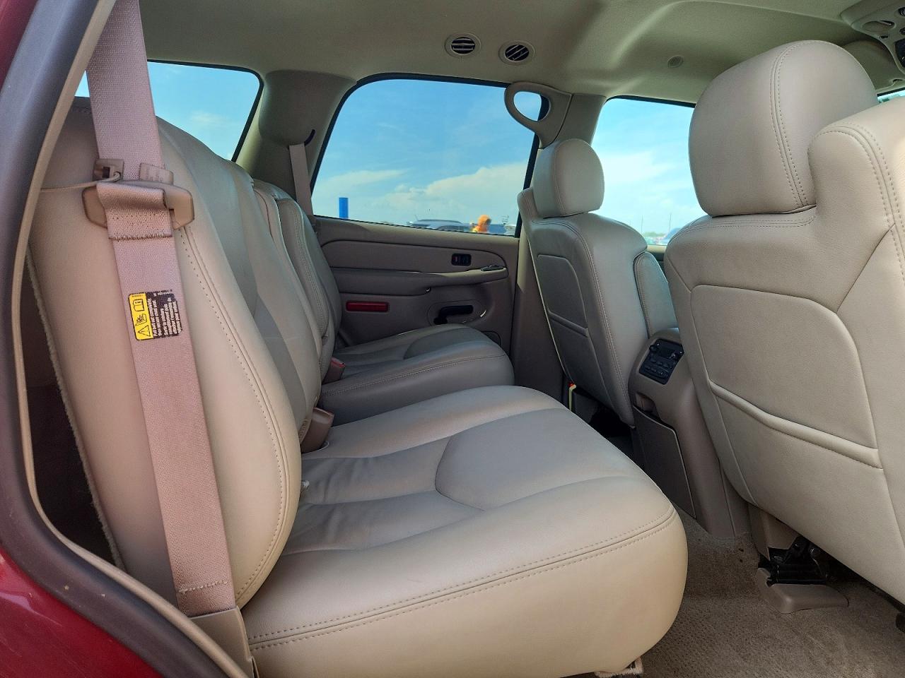 2006 Chevrolet Tahoe C1500 Burgundy vin: 1GNEC13T36R117415