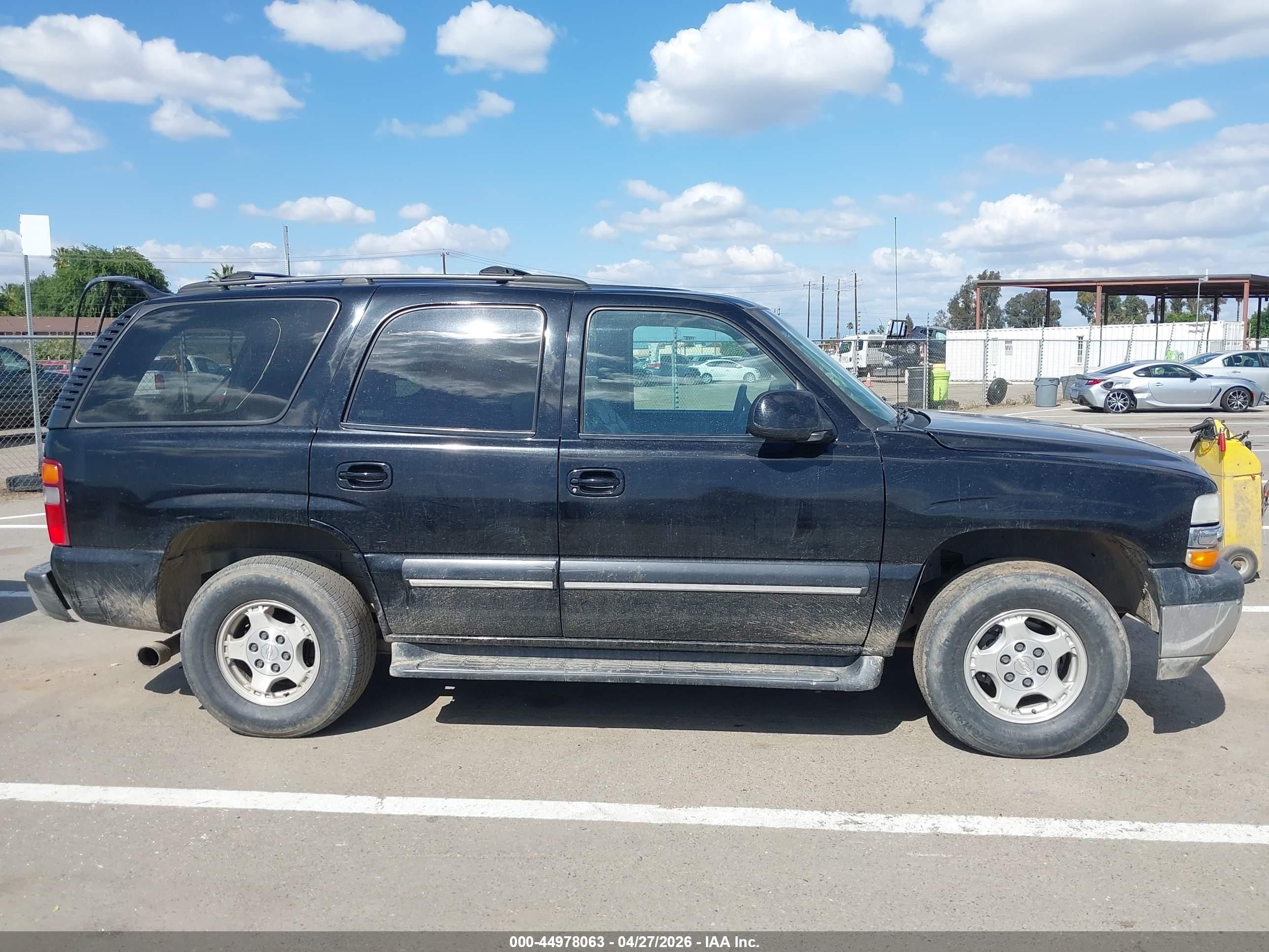 2001 Chevrolet Tahoe Lt Black vin: 1GNEC13T41R179754