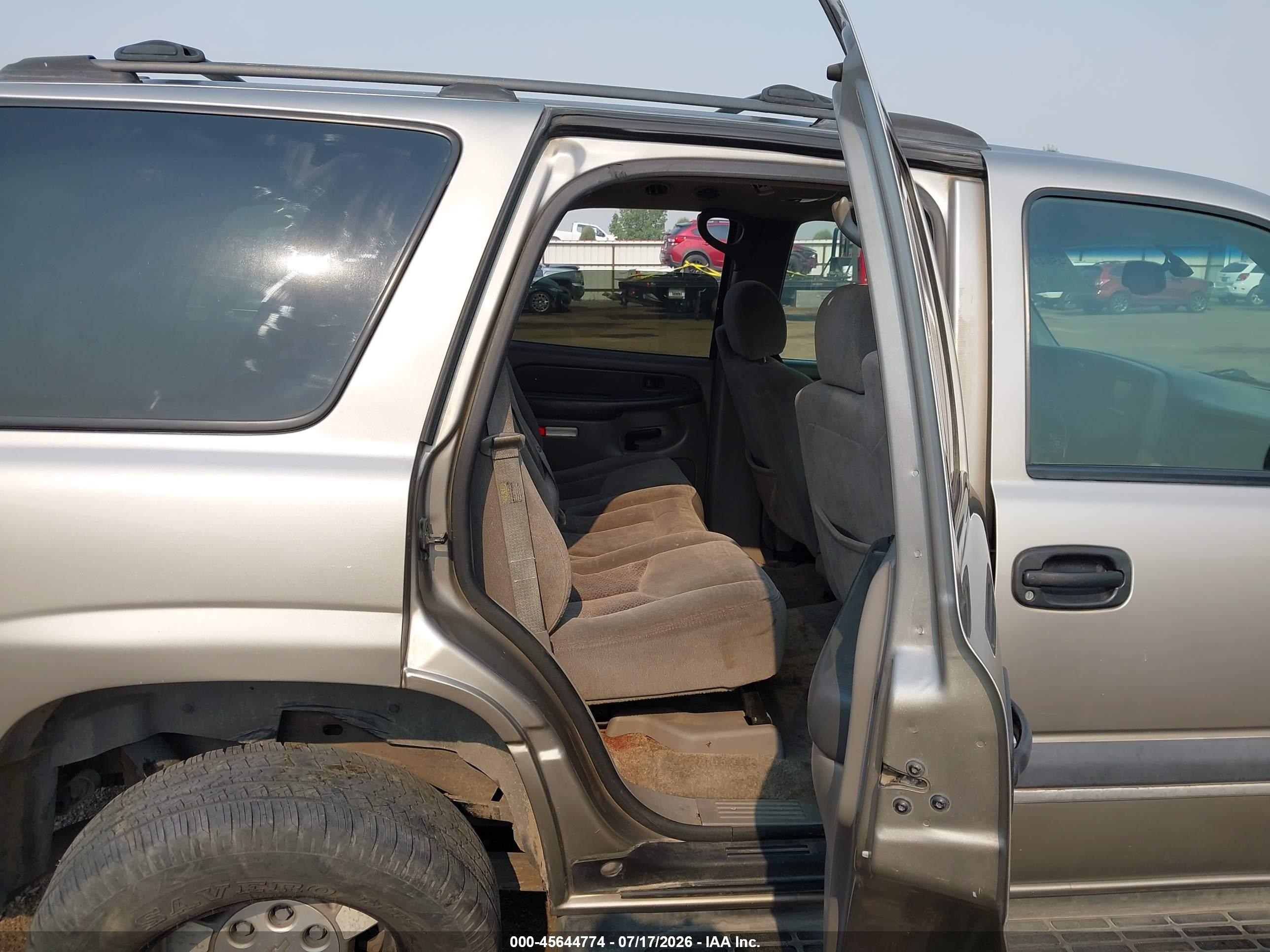 2003 Chevrolet Tahoe Ls Brown vin: 1GNEC13T43R224887