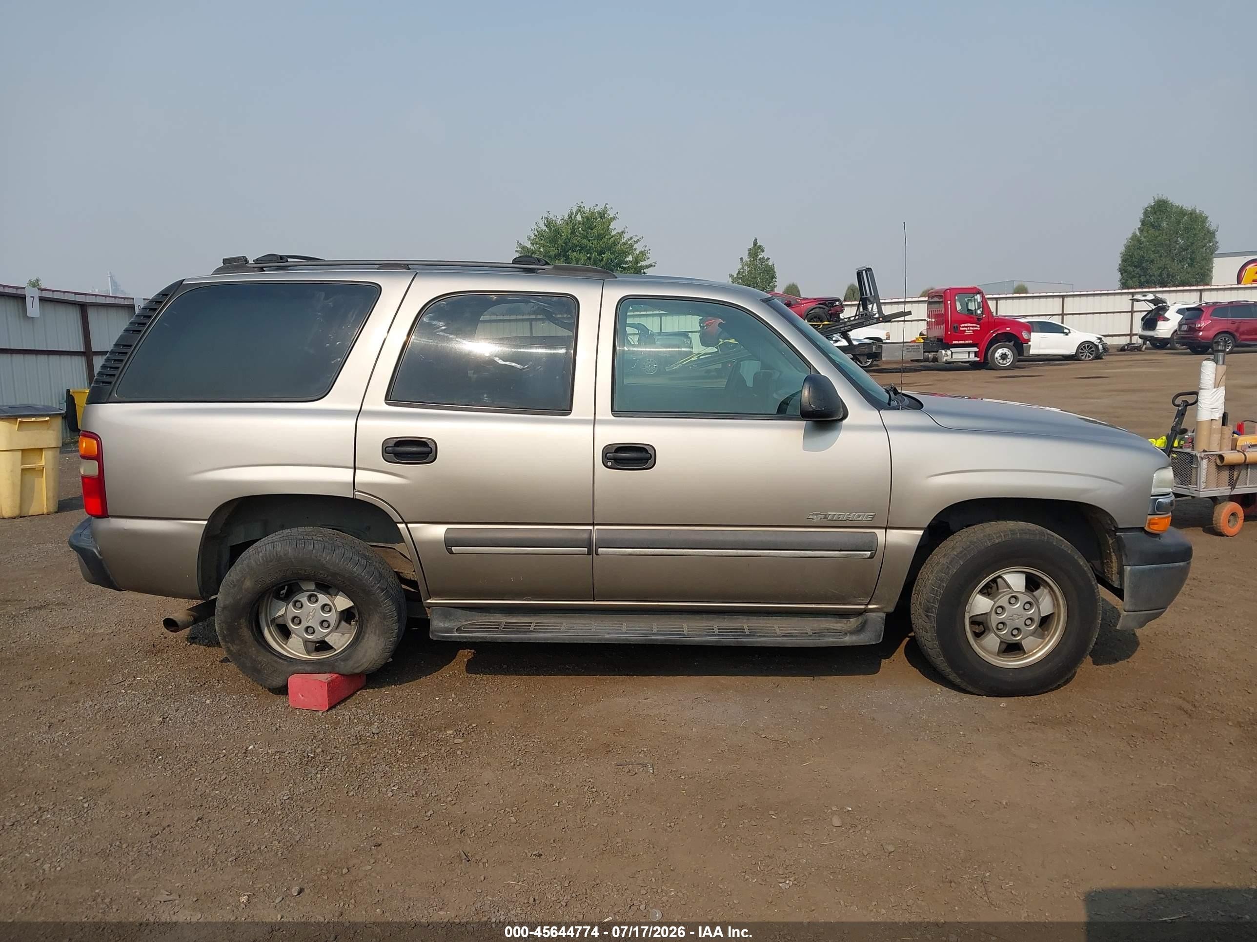 2003 Chevrolet Tahoe Ls Brown vin: 1GNEC13T43R224887