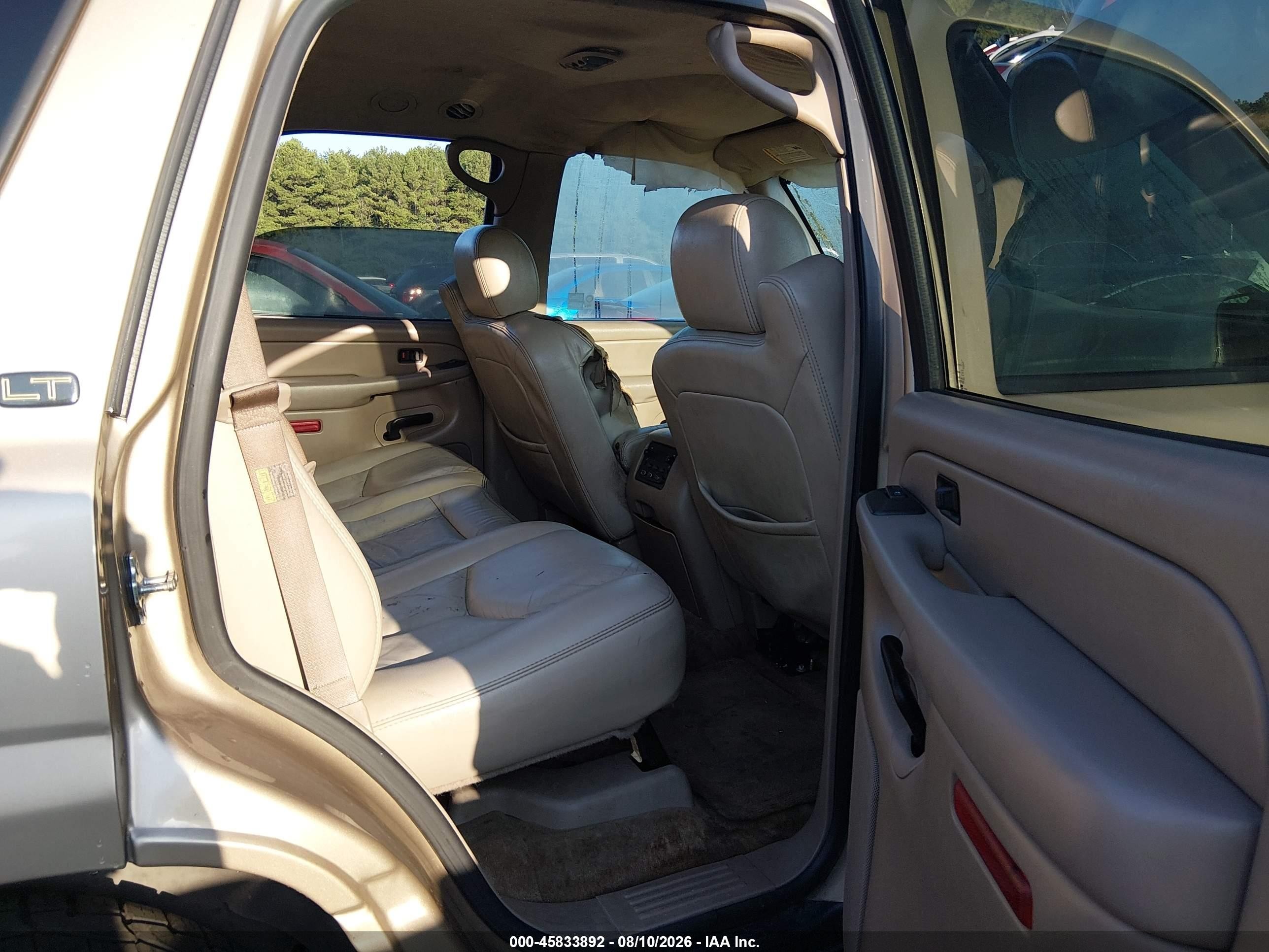 2005 Chevrolet Tahoe Lt Gold vin: 1GNEC13T45R188377