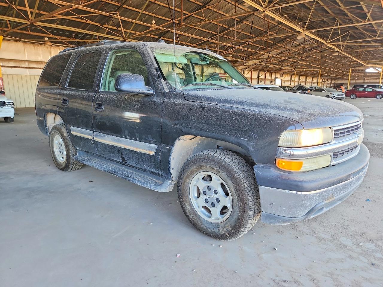 2005 Chevrolet Tahoe C1500 Gray vin: 1GNEC13T45R228537