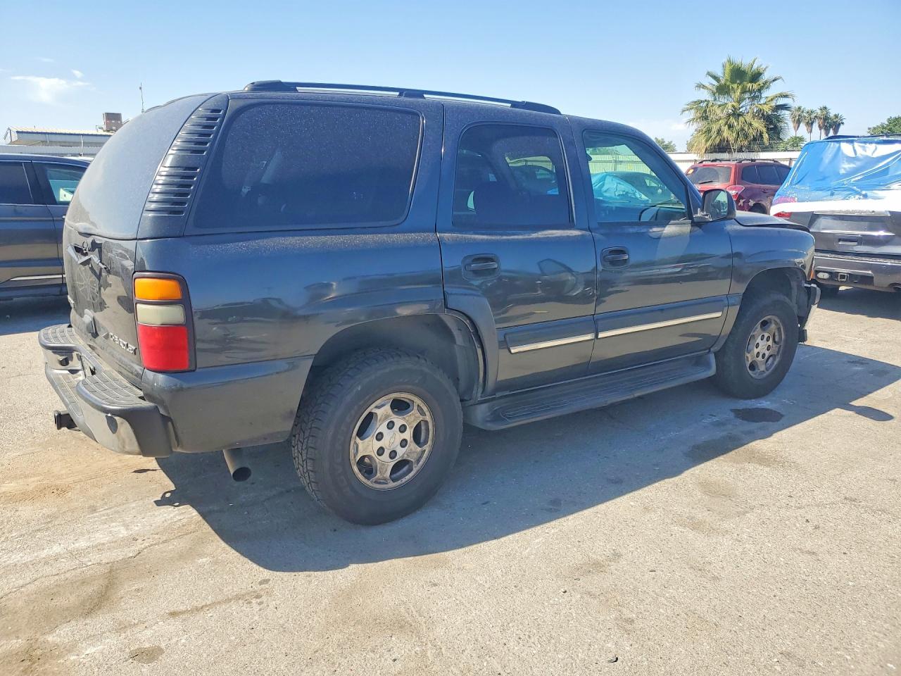 2005 Chevrolet Tahoe C1500 Charcoal vin: 1GNEC13T45R231163