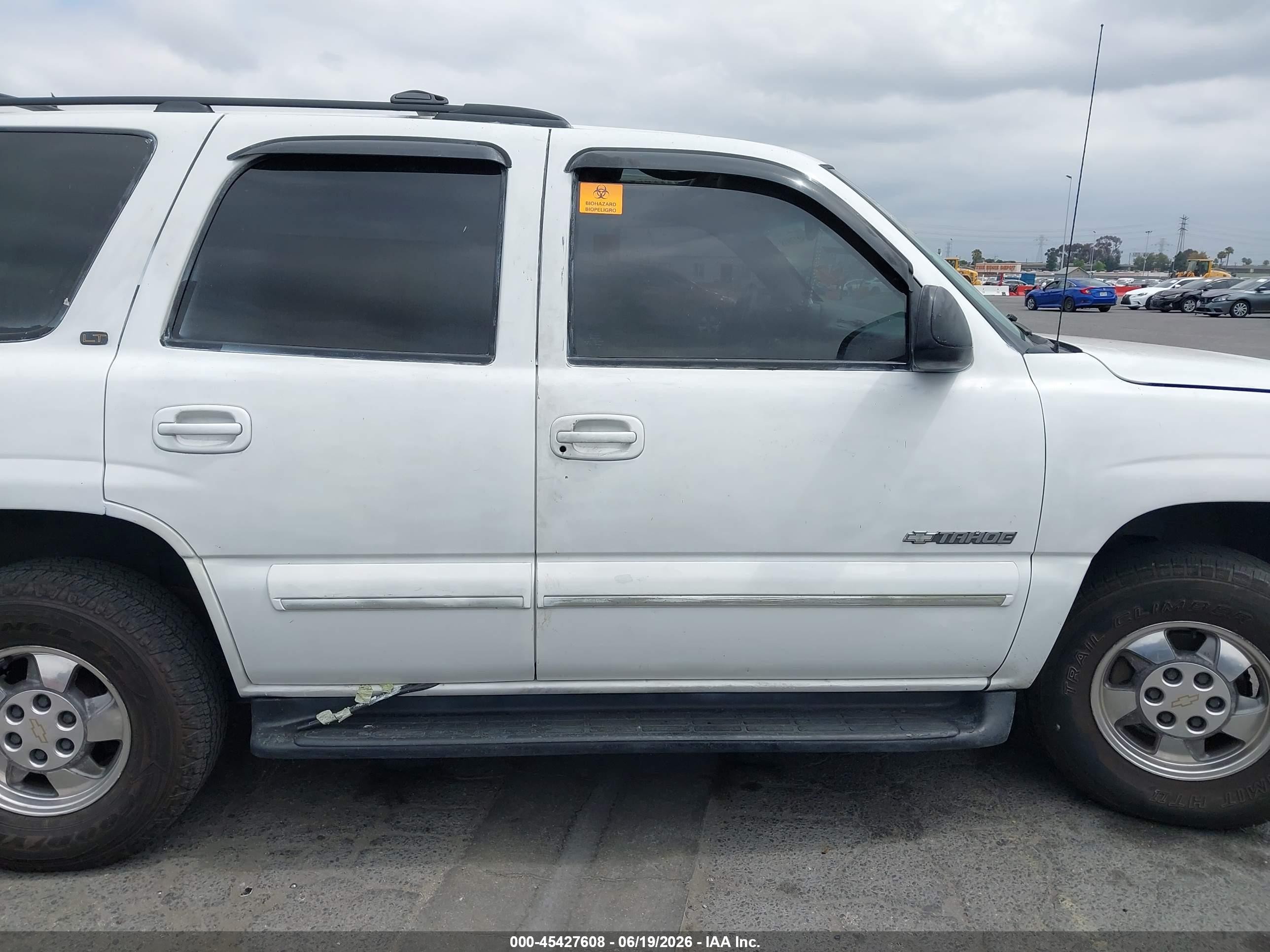 2001 Chevrolet Tahoe Lt Белый vin: 1GNEC13T51R131048