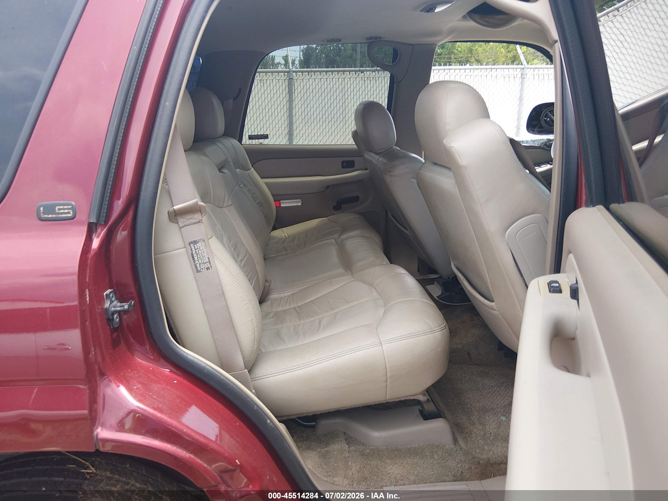 2001 Chevrolet Tahoe Ls Red vin: 1GNEC13T51R152675