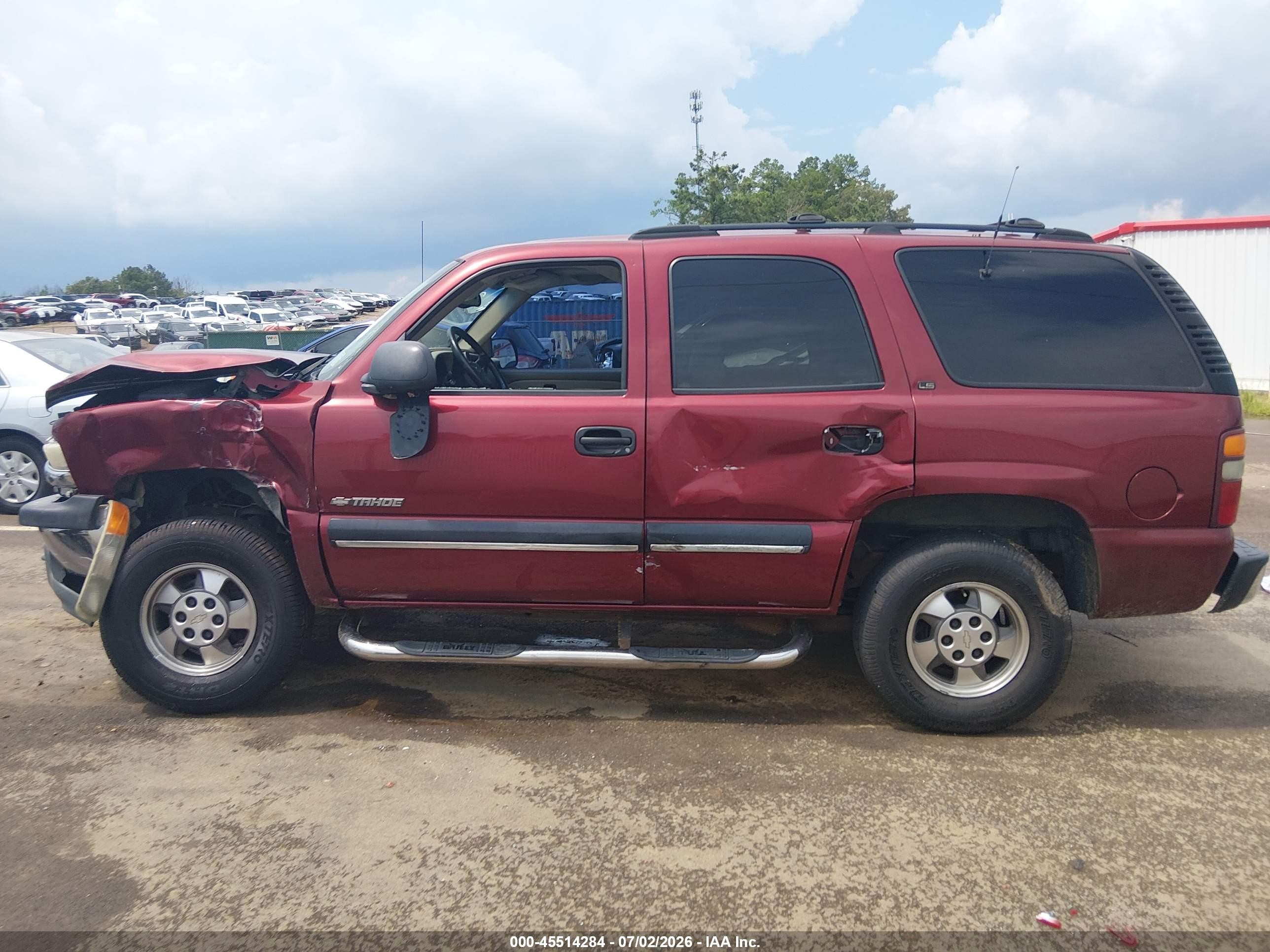 2001 Chevrolet Tahoe Ls Red vin: 1GNEC13T51R152675