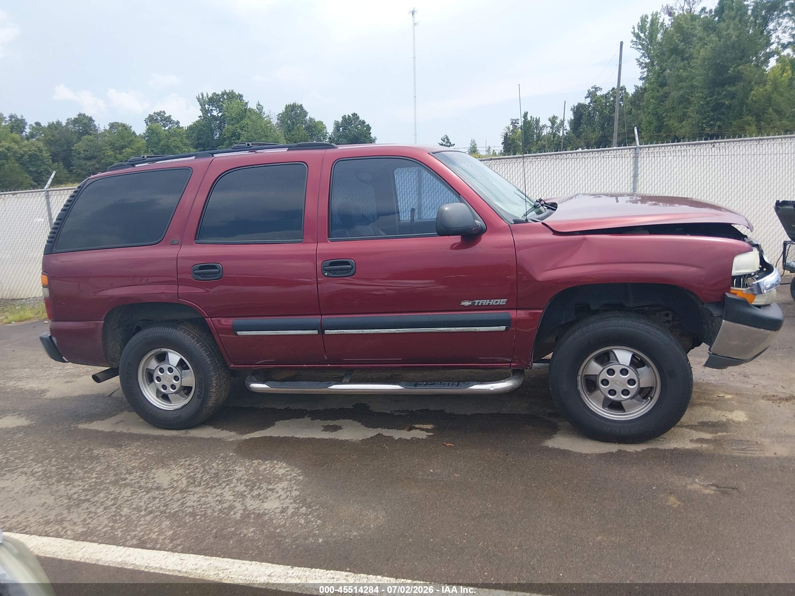 2001 Chevrolet Tahoe Ls Red vin: 1GNEC13T51R152675