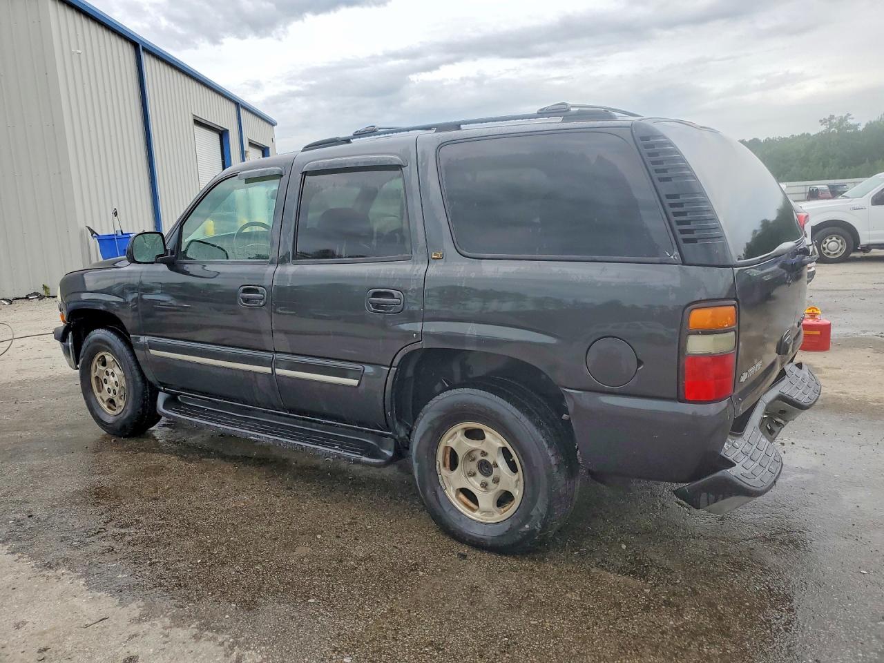 2004 Chevrolet Tahoe C1500 Black vin: 1GNEC13T54R285585