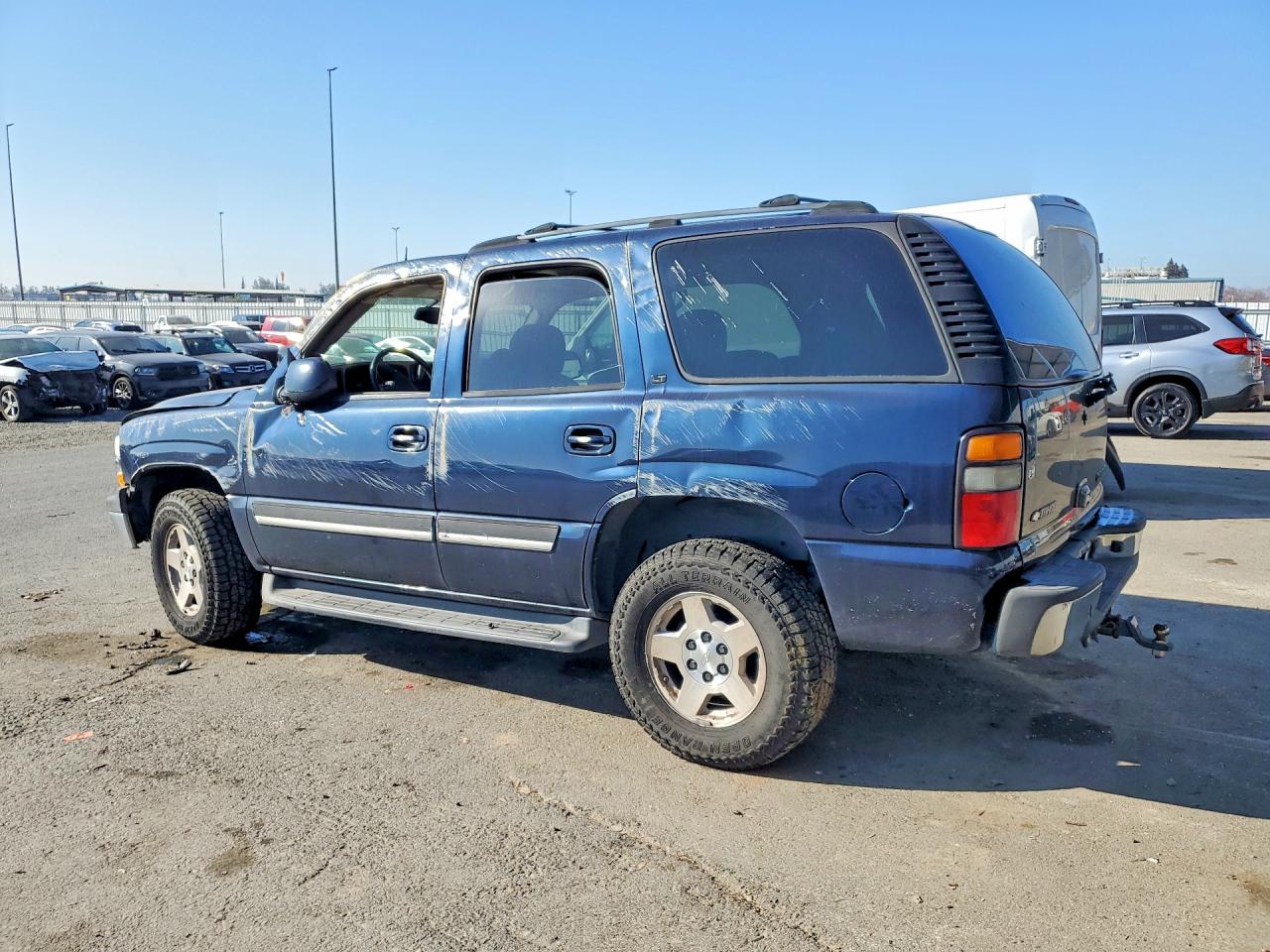 2005 Chevrolet Tahoe C1500 Blue vin: 1GNEC13T55R213139