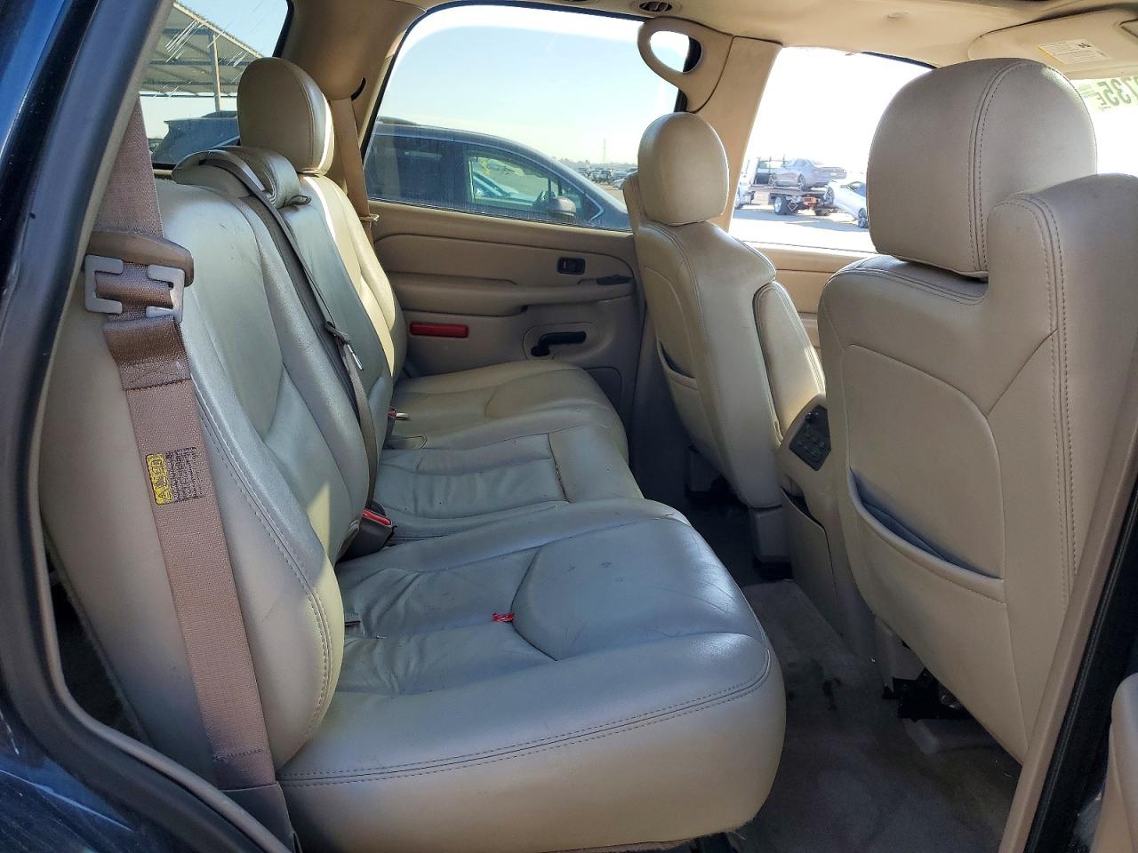 2005 Chevrolet Tahoe C1500 Blue vin: 1GNEC13T55R213139