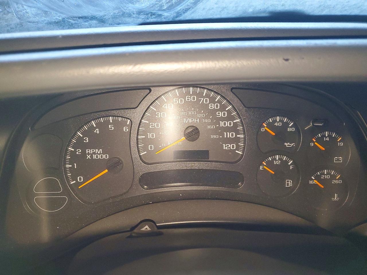 2005 Chevrolet Tahoe C1500 Beige vin: 1GNEC13T55R216767