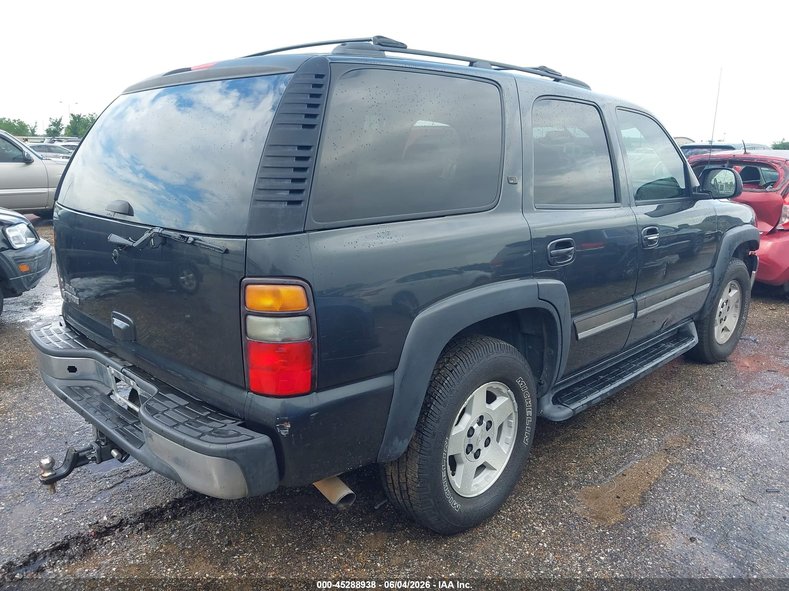 2006 Chevrolet Tahoe Lt Gray vin: 1GNEC13T56R117948