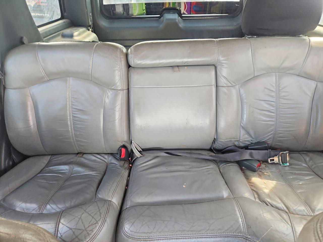 2001 Chevrolet Tahoe C1500 Charcoal vin: 1GNEC13T61R177908